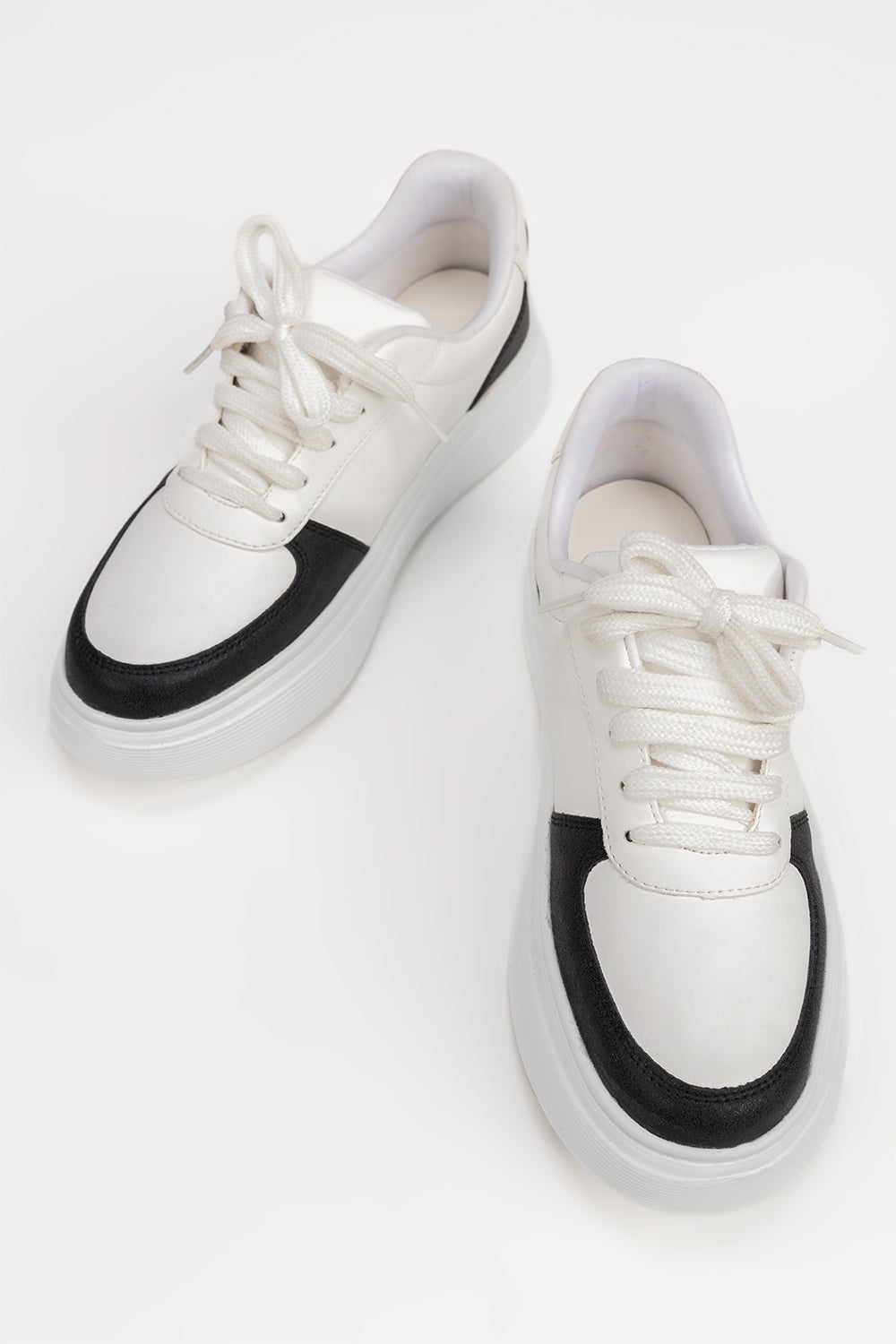 Women Black White Jogger