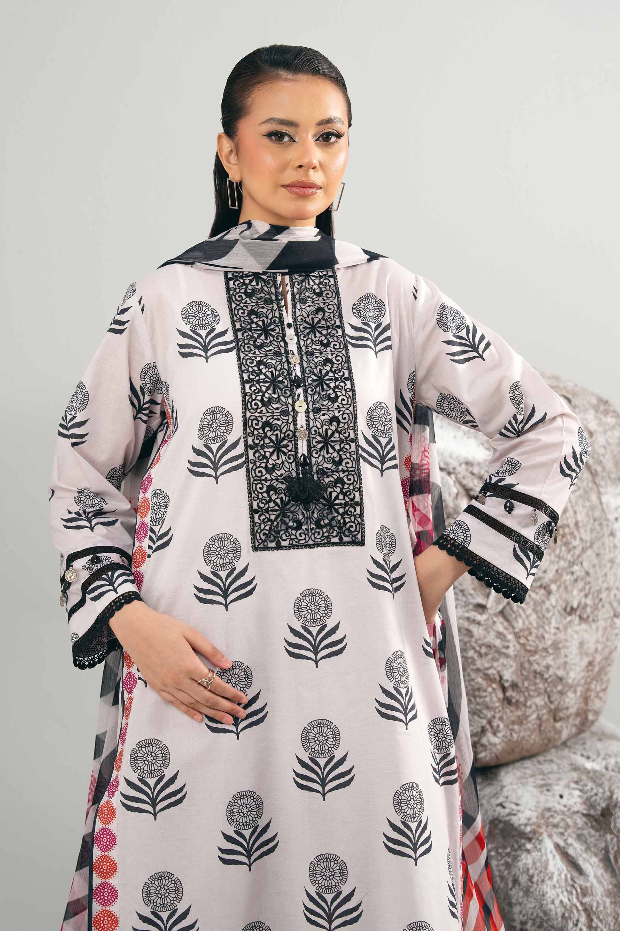3 Piece - Printed Embroidered Suit - 42502033
