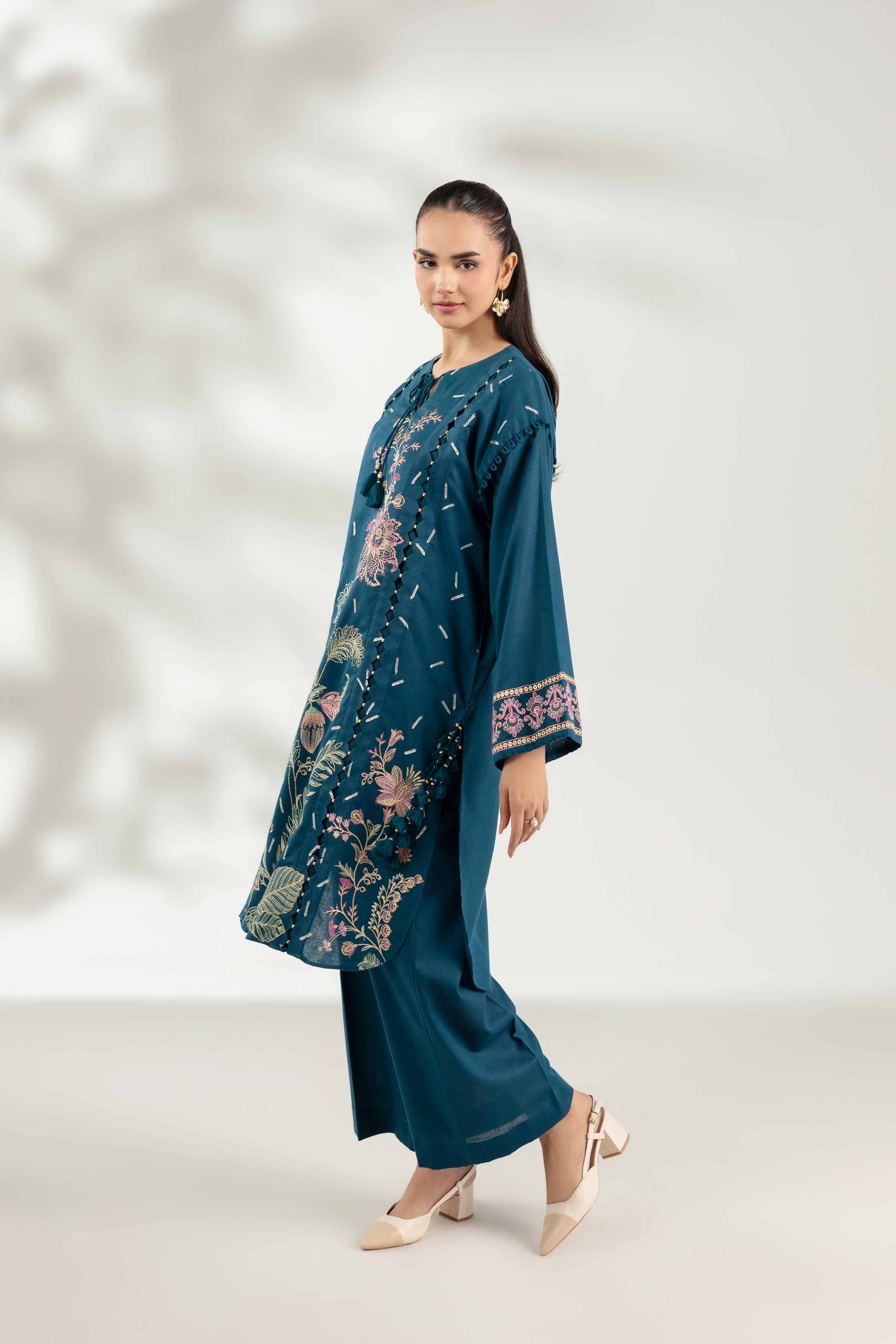 2 Piece - Embroidered Suit - 42502807