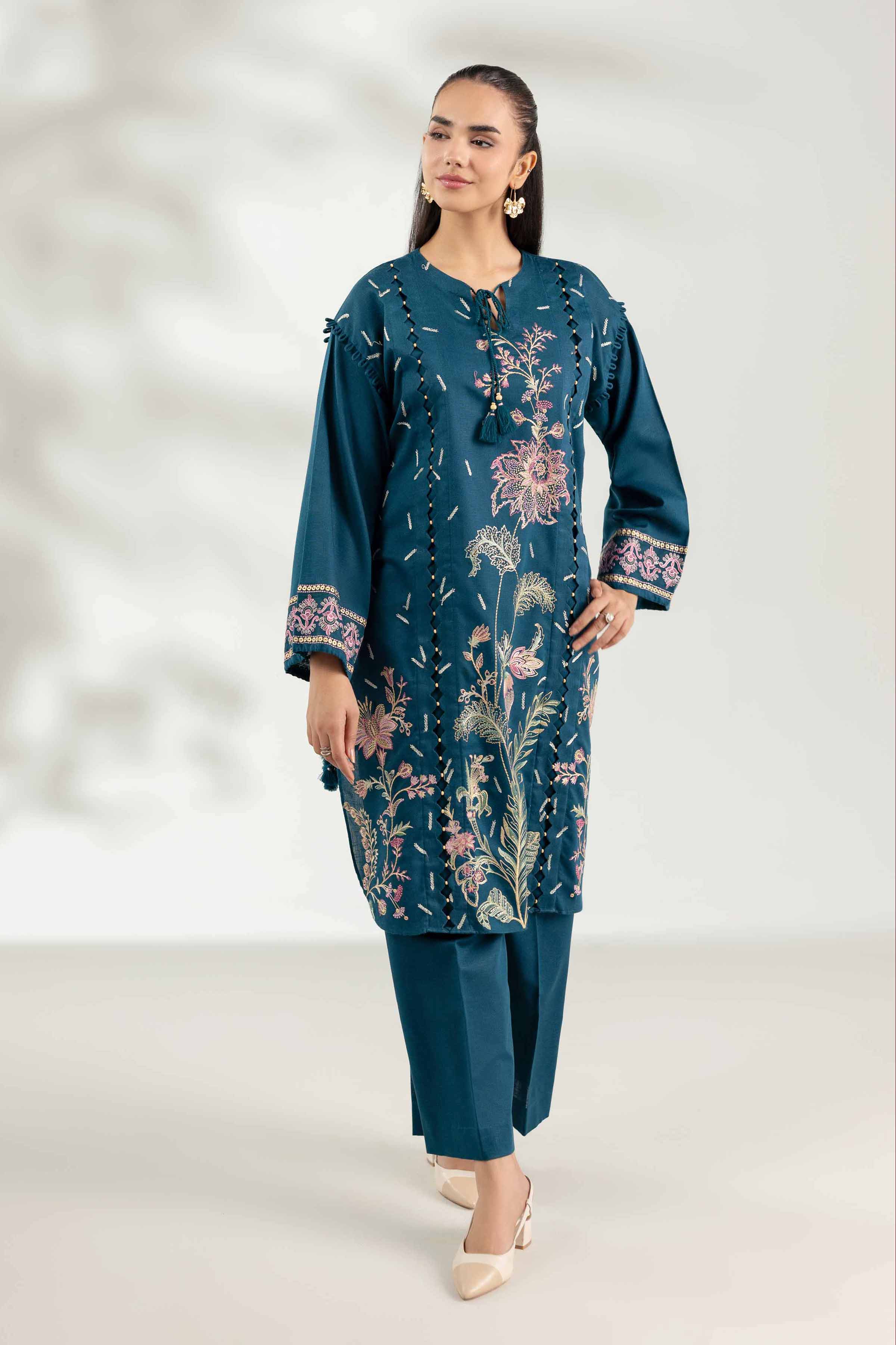 2 Piece - Embroidered Suit - 42502807