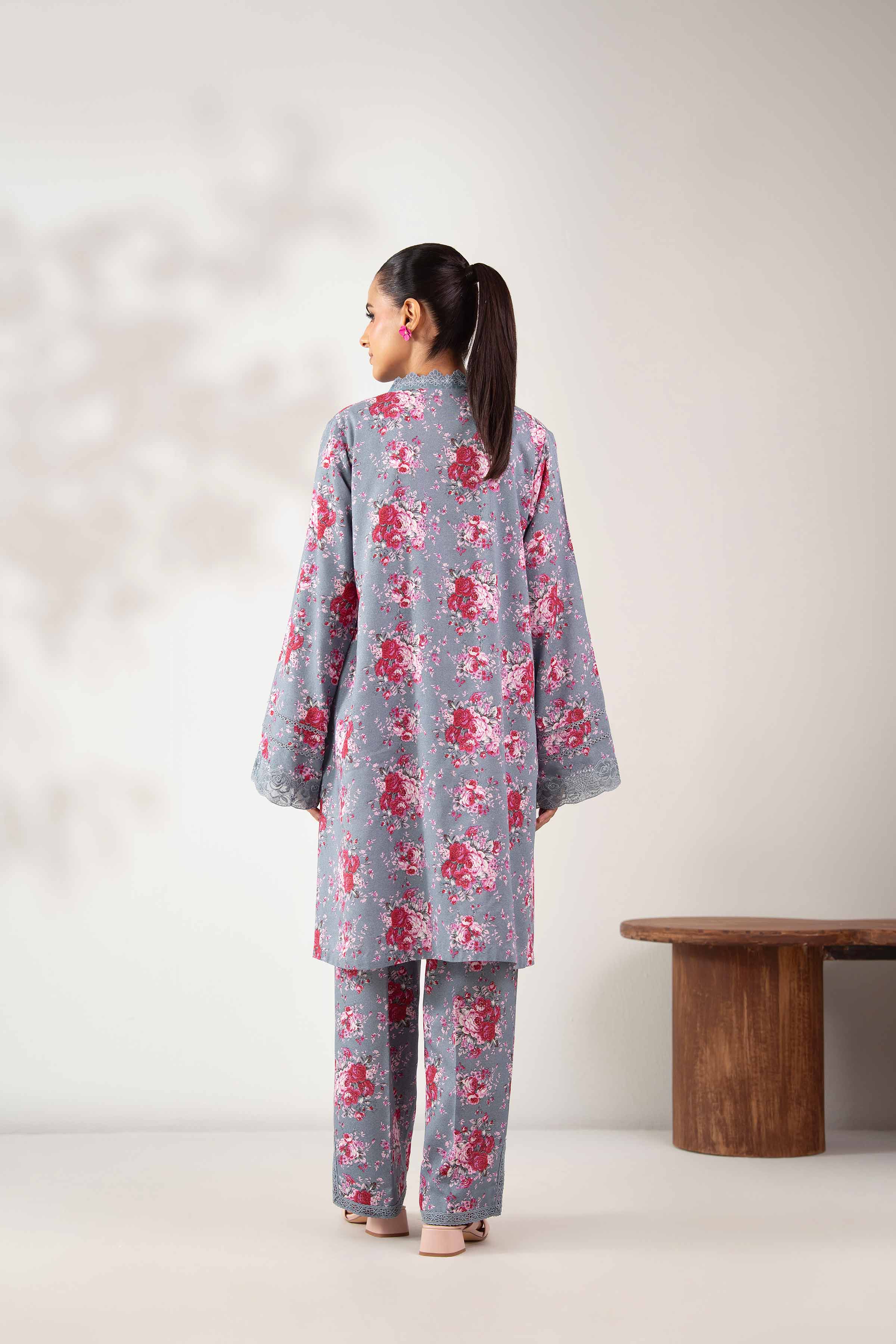 2 Piece - Printed Embroidered Suit - 42502813