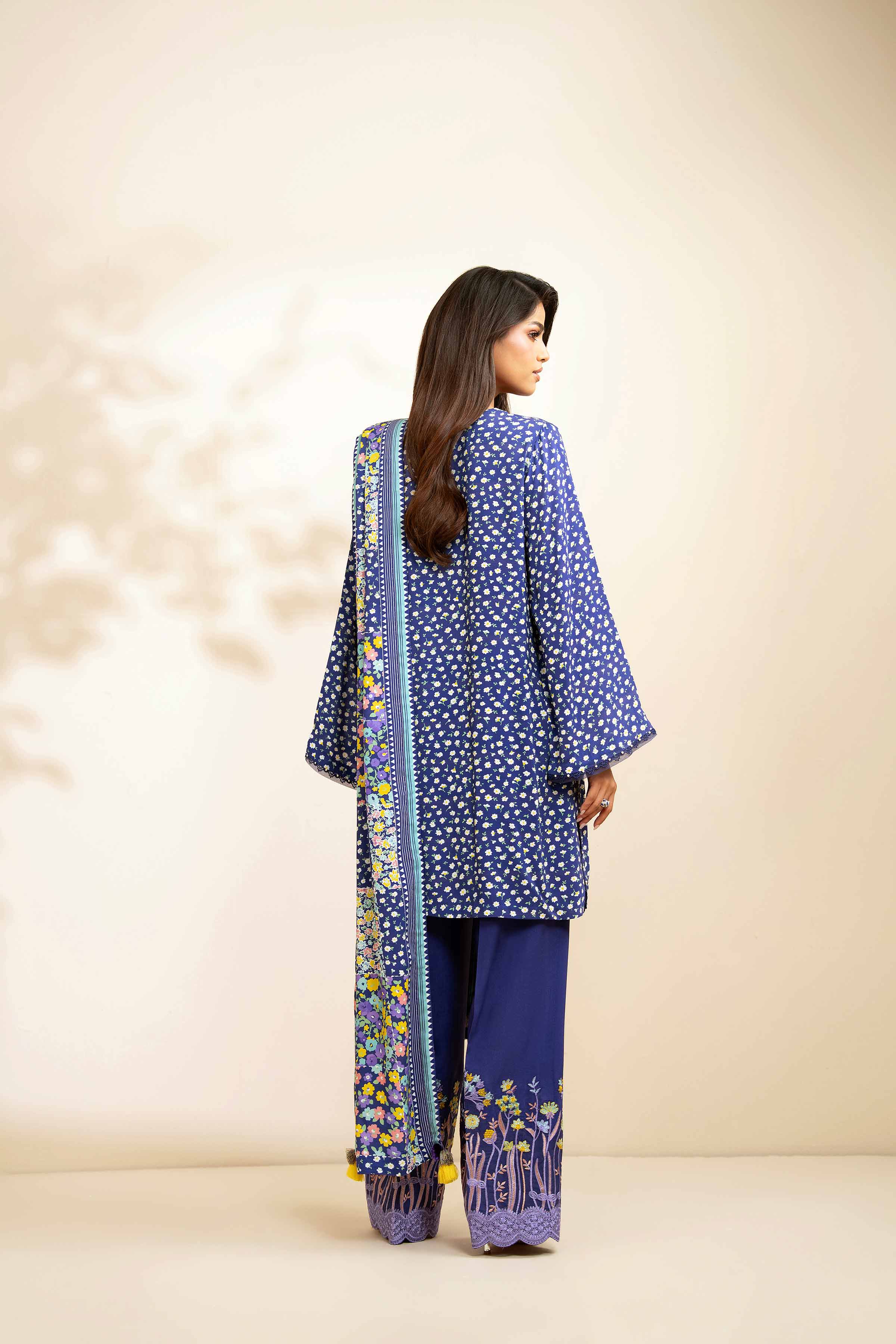 3 Piece - Printed Embroidered Suit - 42502825