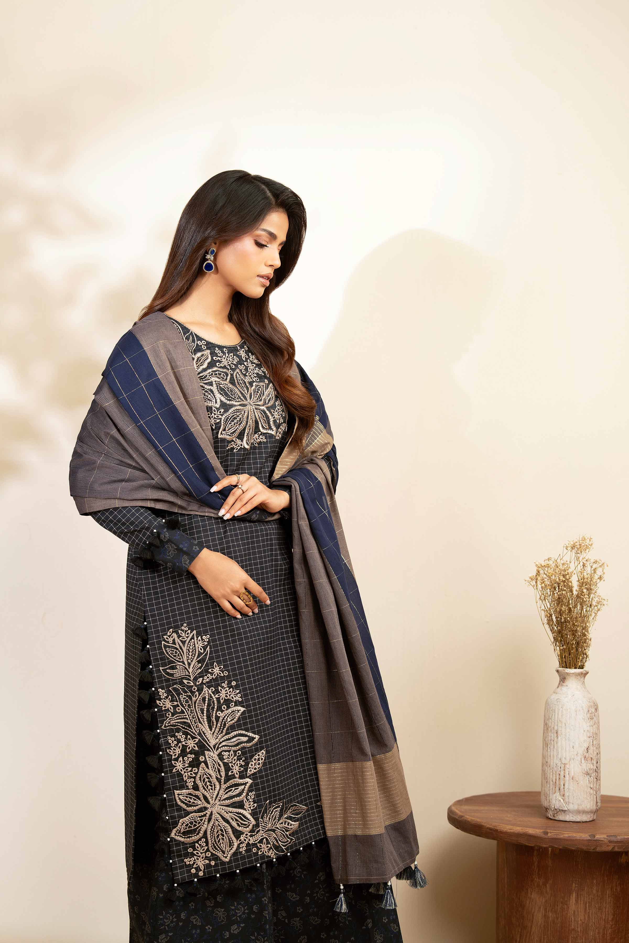 3 Piece - Printed Embroidered Suit - 42502841