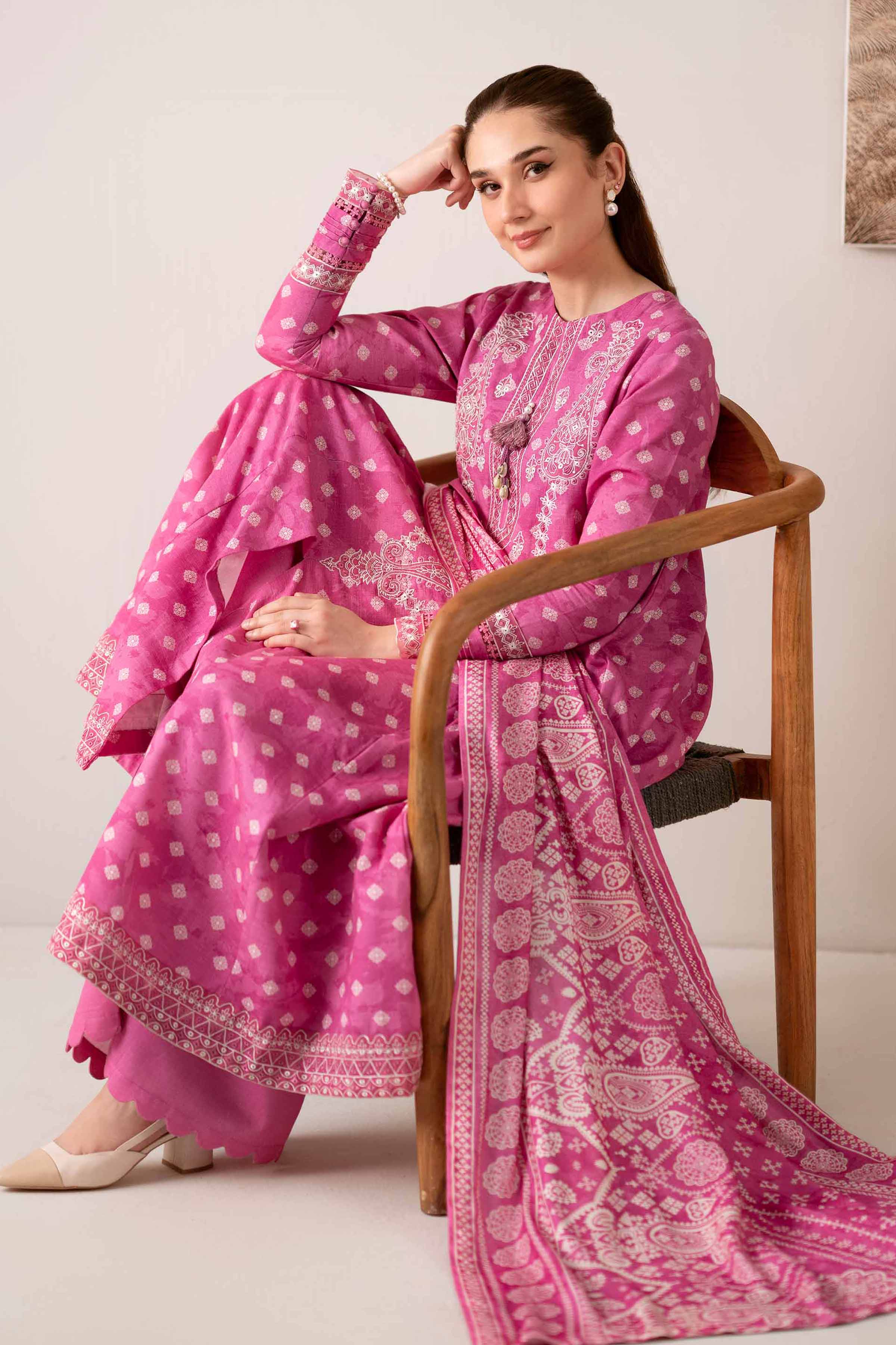 3 Piece - Printed Embroidered Suit - 42502871