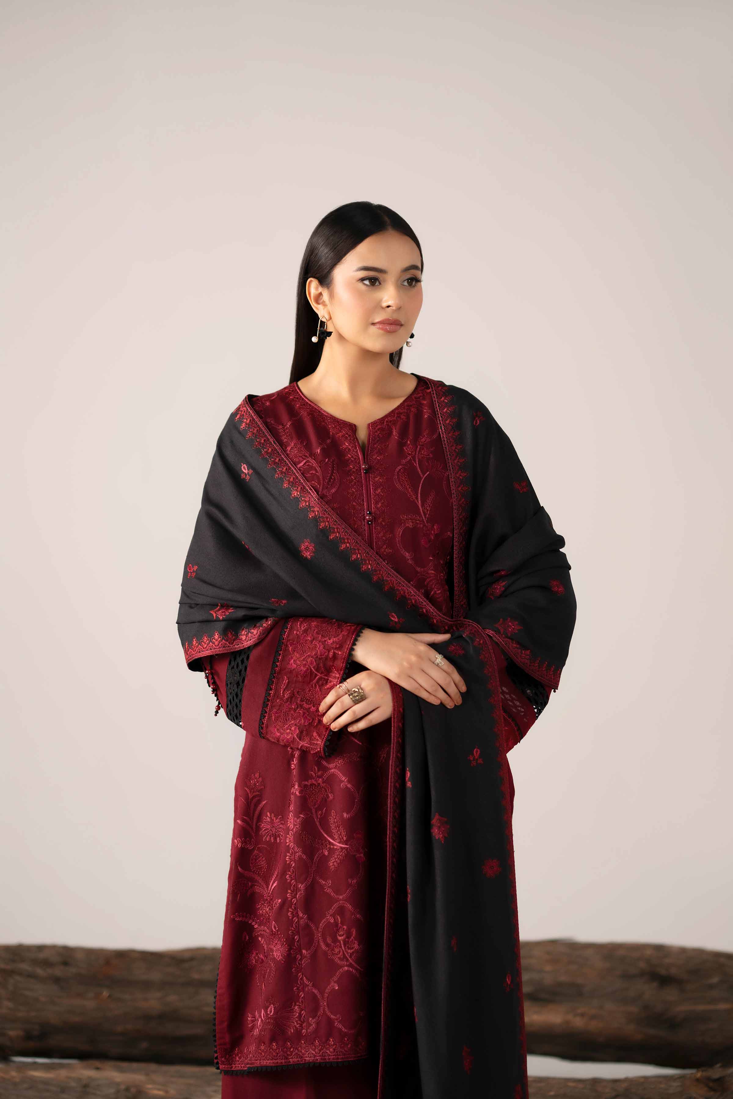 3 Piece - Embroidered Suit - 42503586