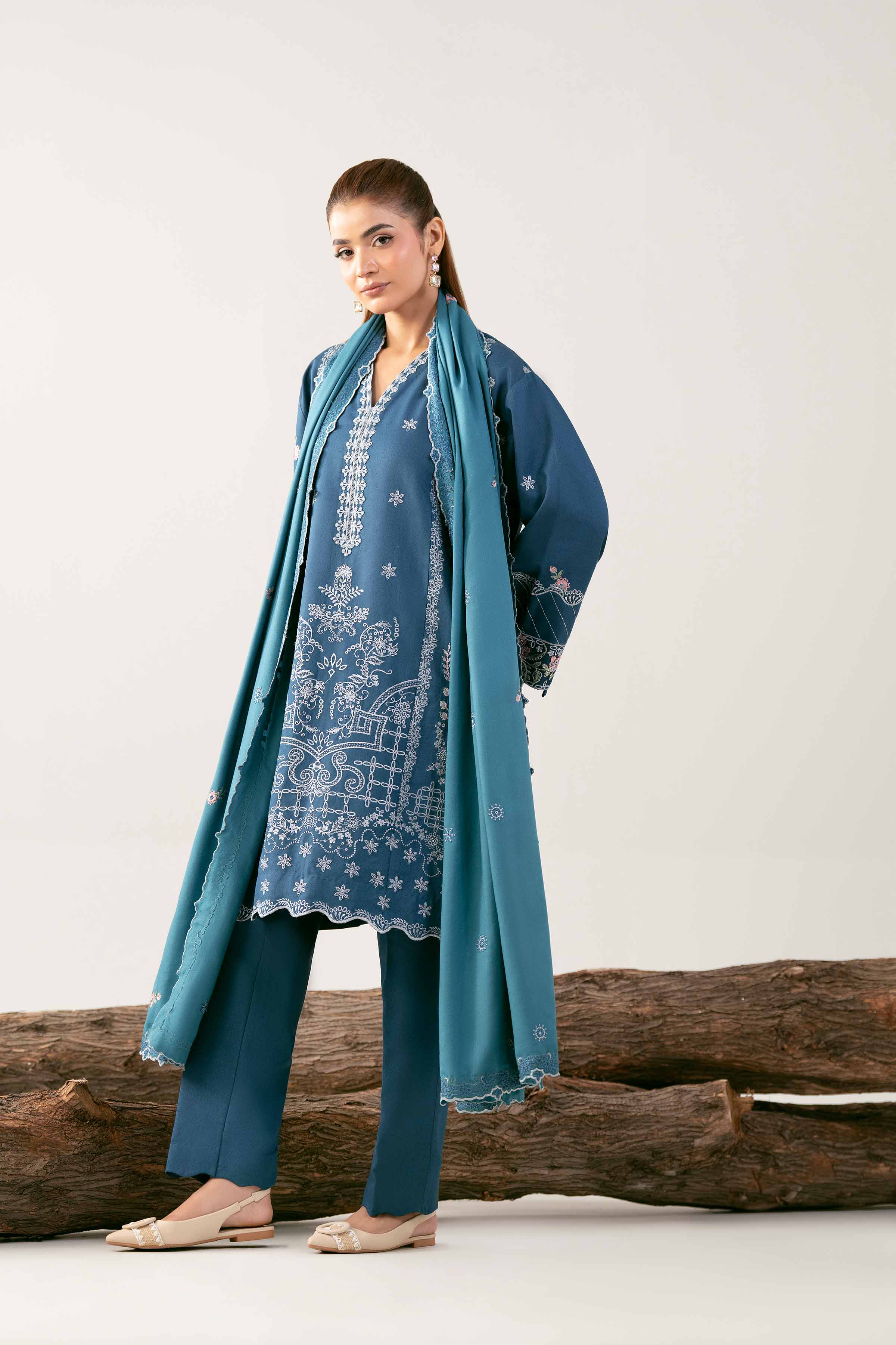 3 Piece - Embroidered Suit - 42503593