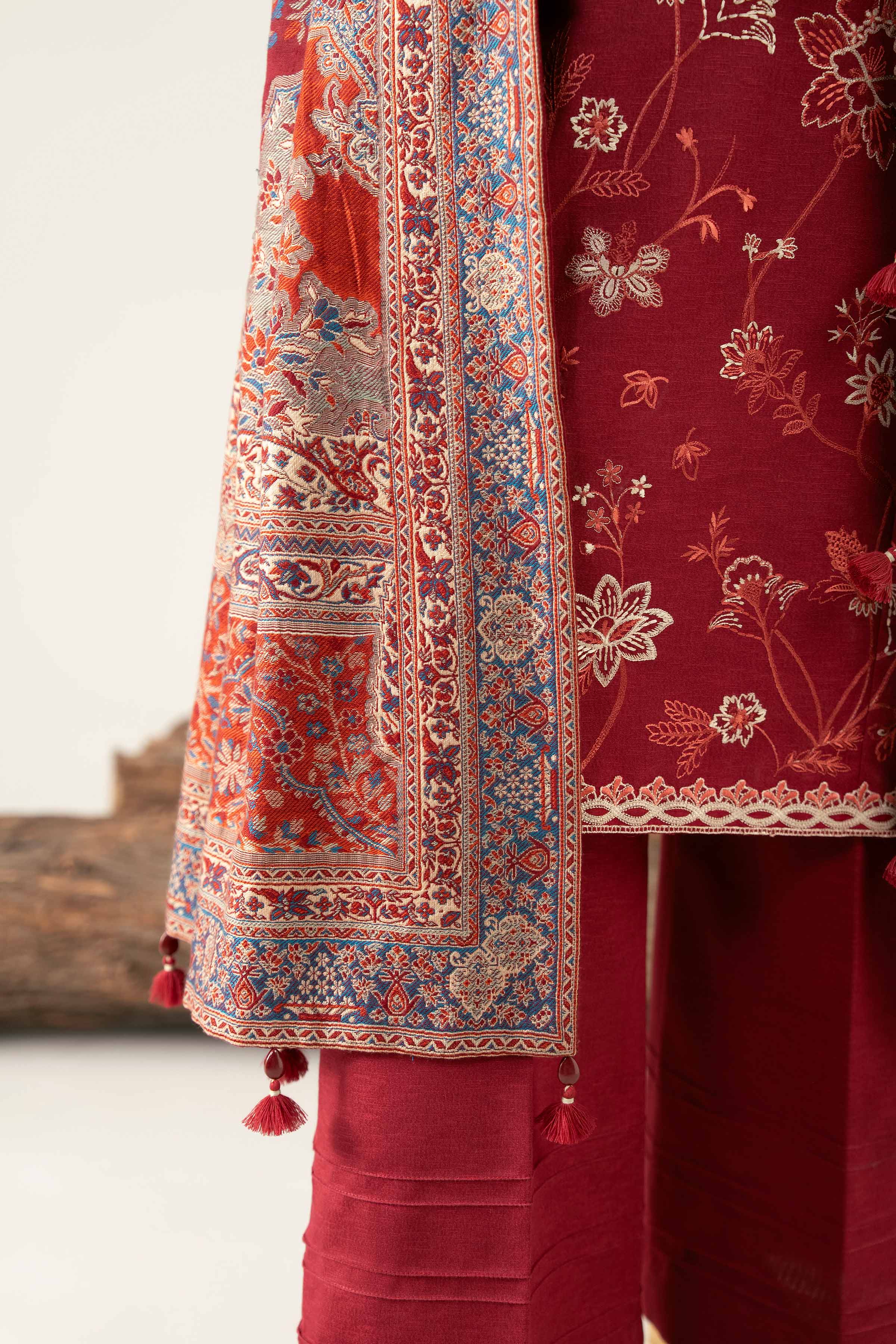 3 Piece - Embroidered Suit - 42503606