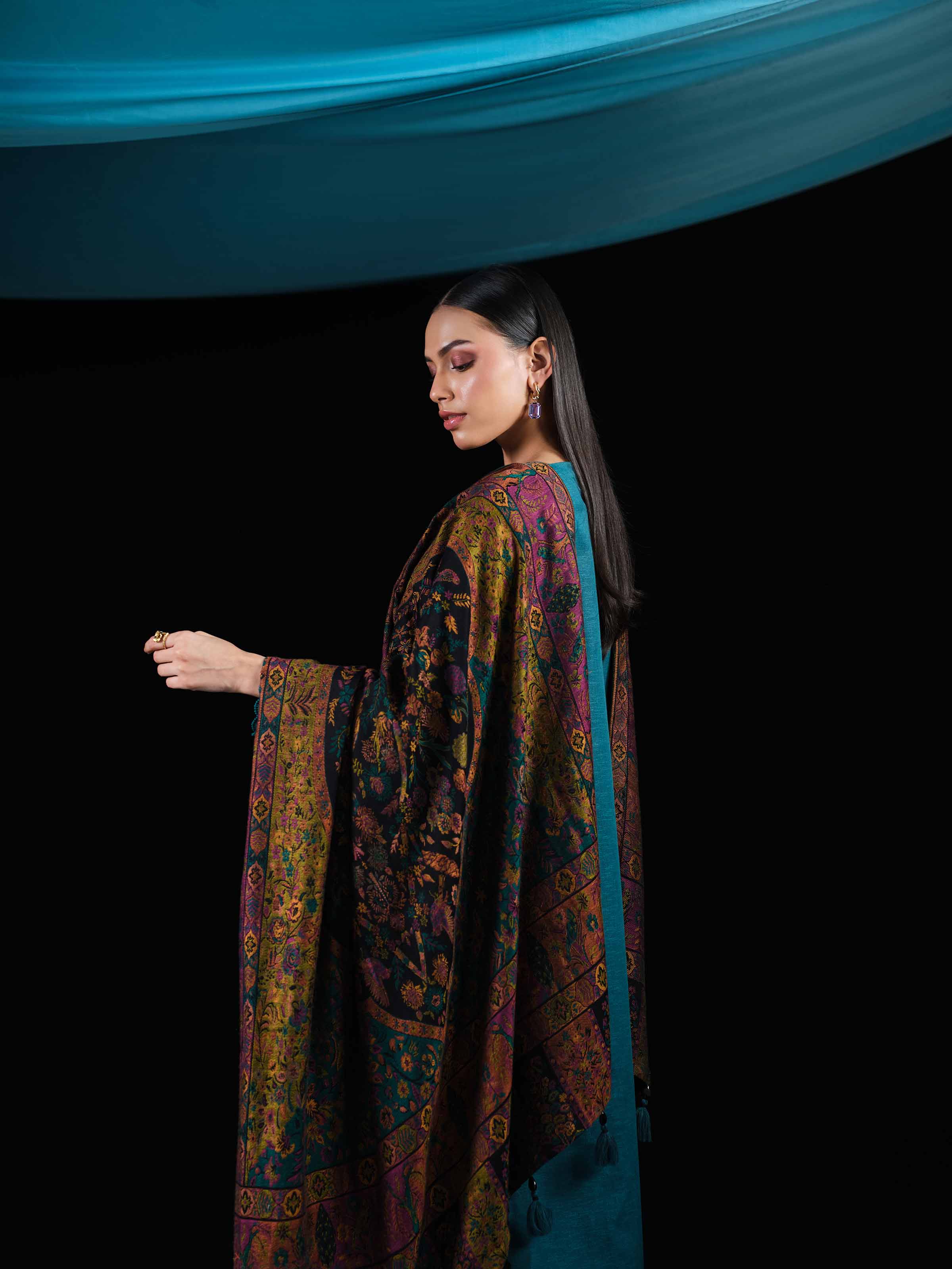 3 Piece - Embroidered Suit - 42503607