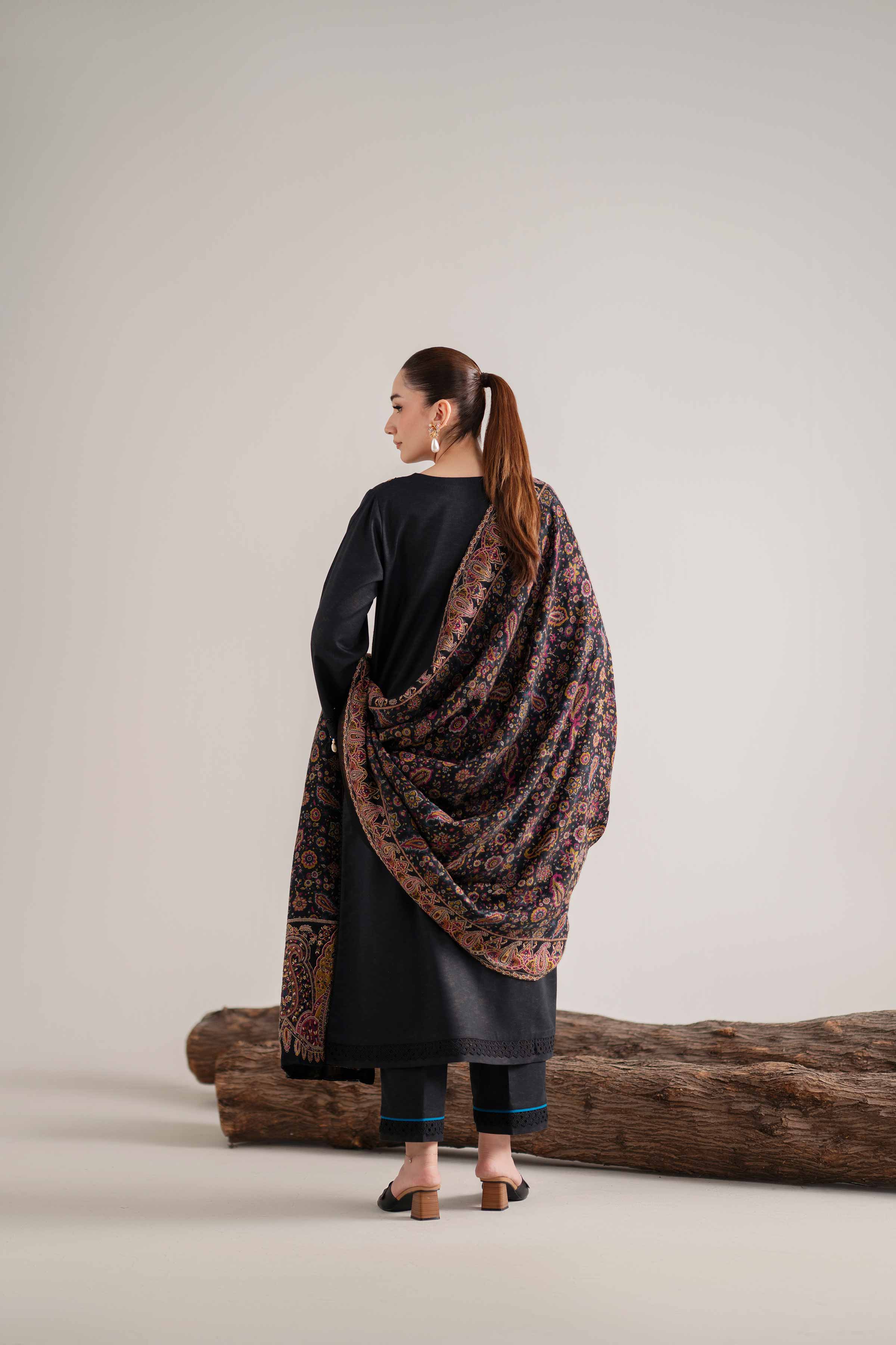 3 Piece - Embroidered Suit - 42503609