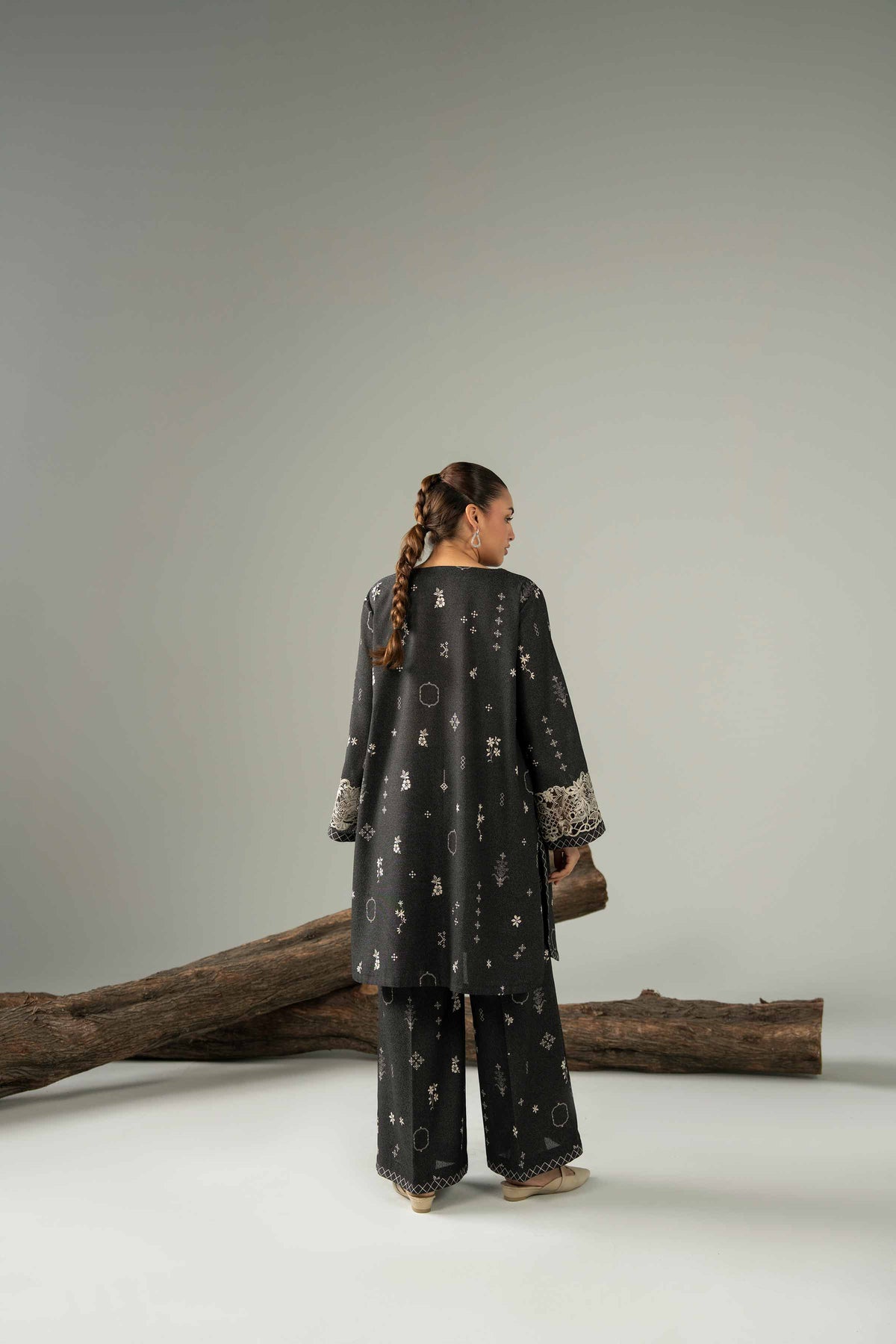 2 Piece - Printed Embroidered Suit - 42503612