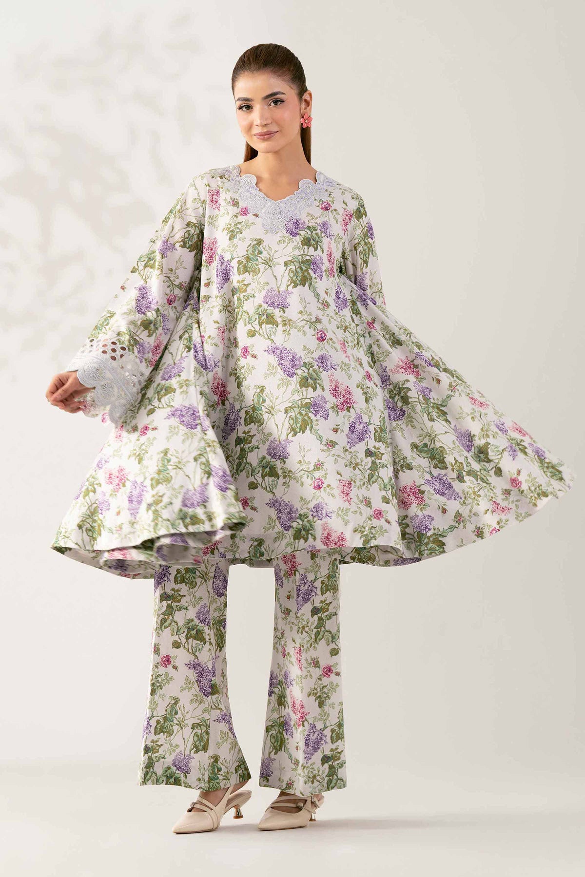 2 Piece - Printed Embroidered Suit - 42503615