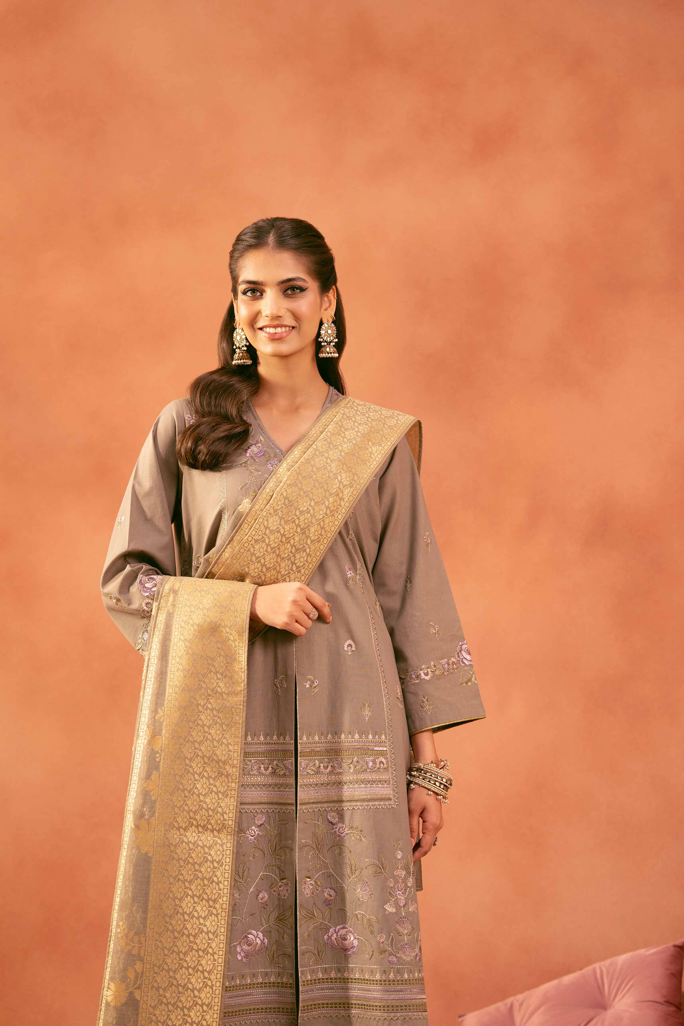 3 Piece - Embroidered Suit - 42519102