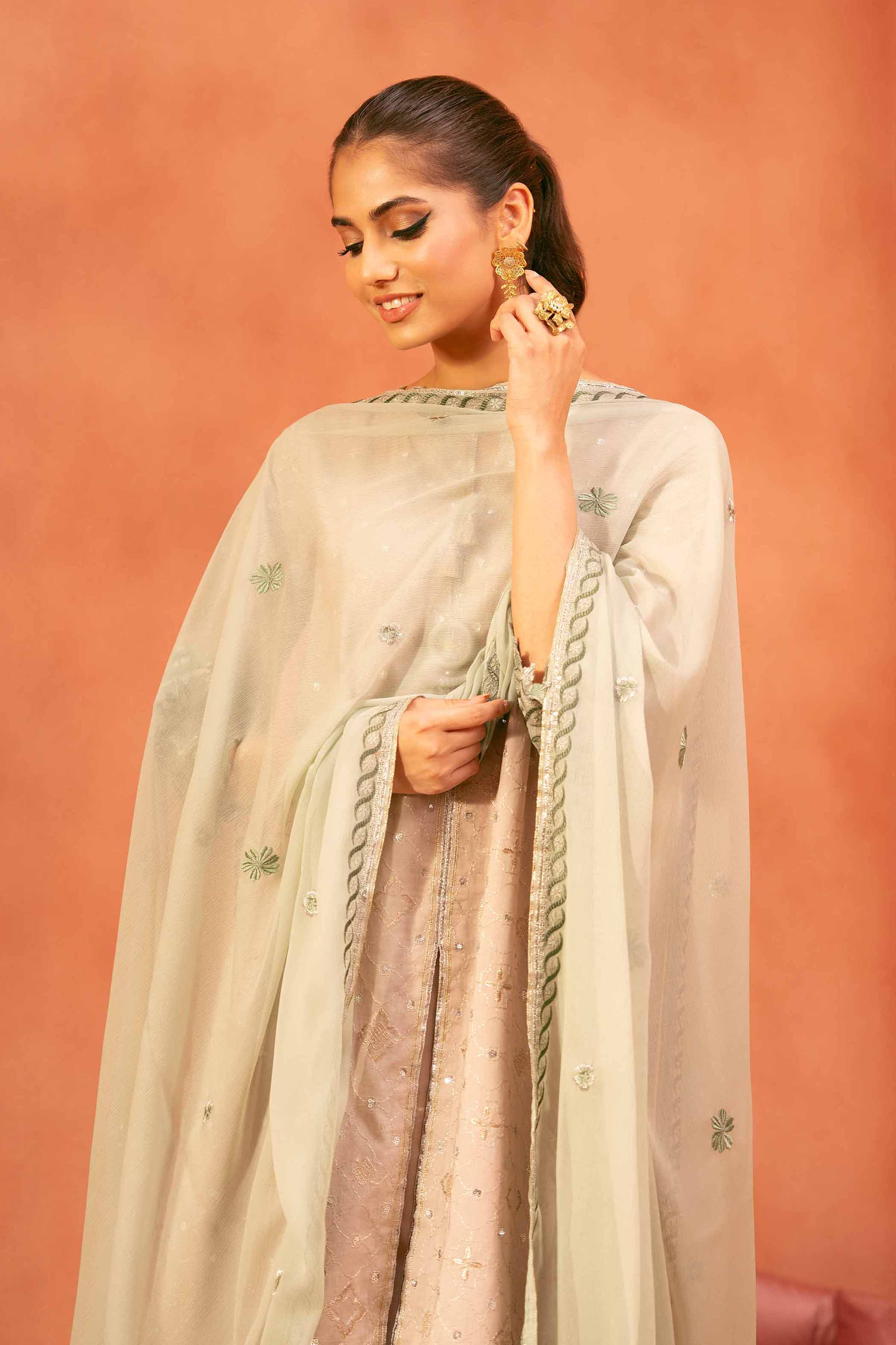 3 Piece - Embroidered Suit - 42519201