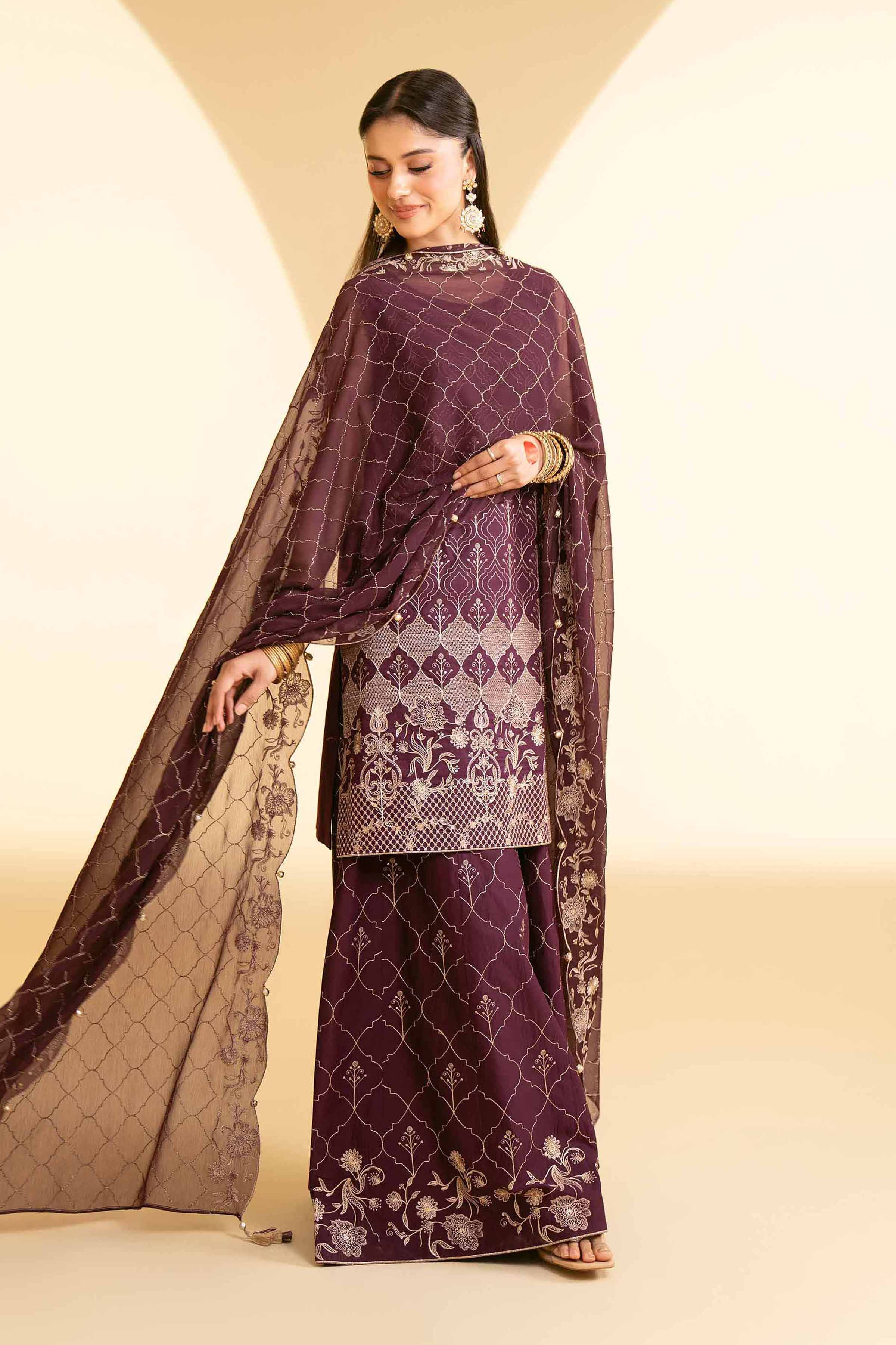 3 Piece - Embroidered Suit - 42519204