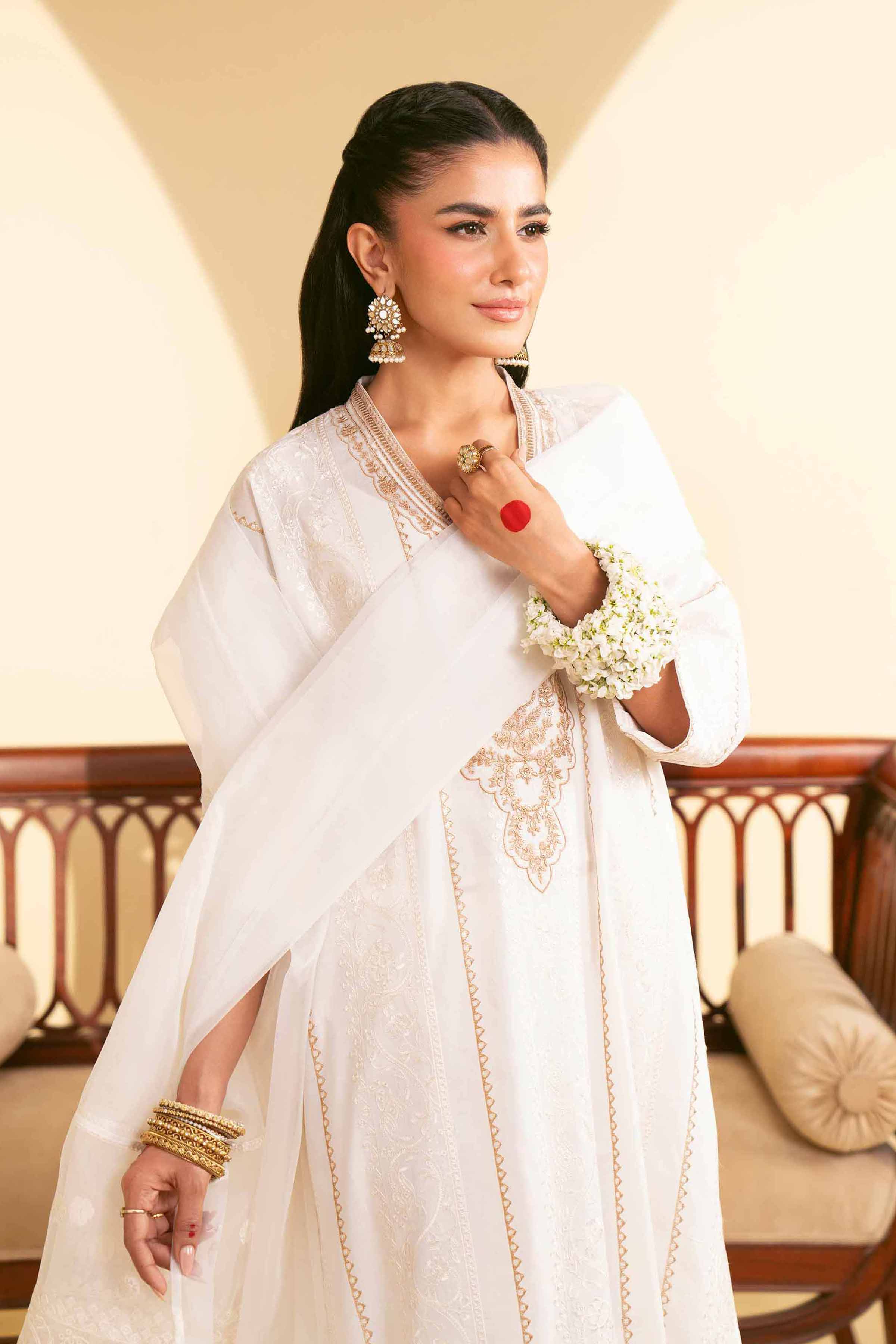 3 Piece - Embroidered Suit - 42519373