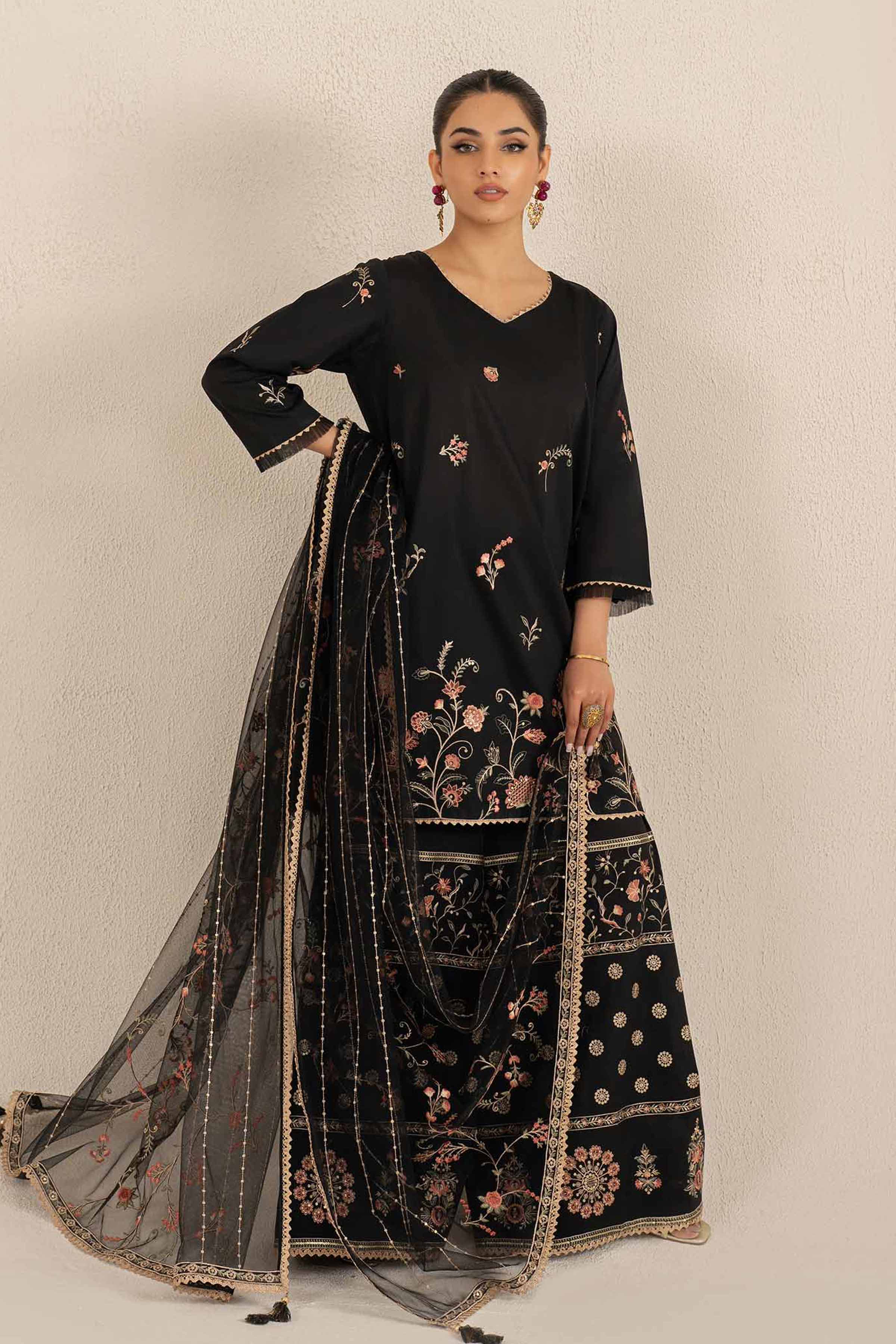 3 Piece - Embroidered Suit - 42519415