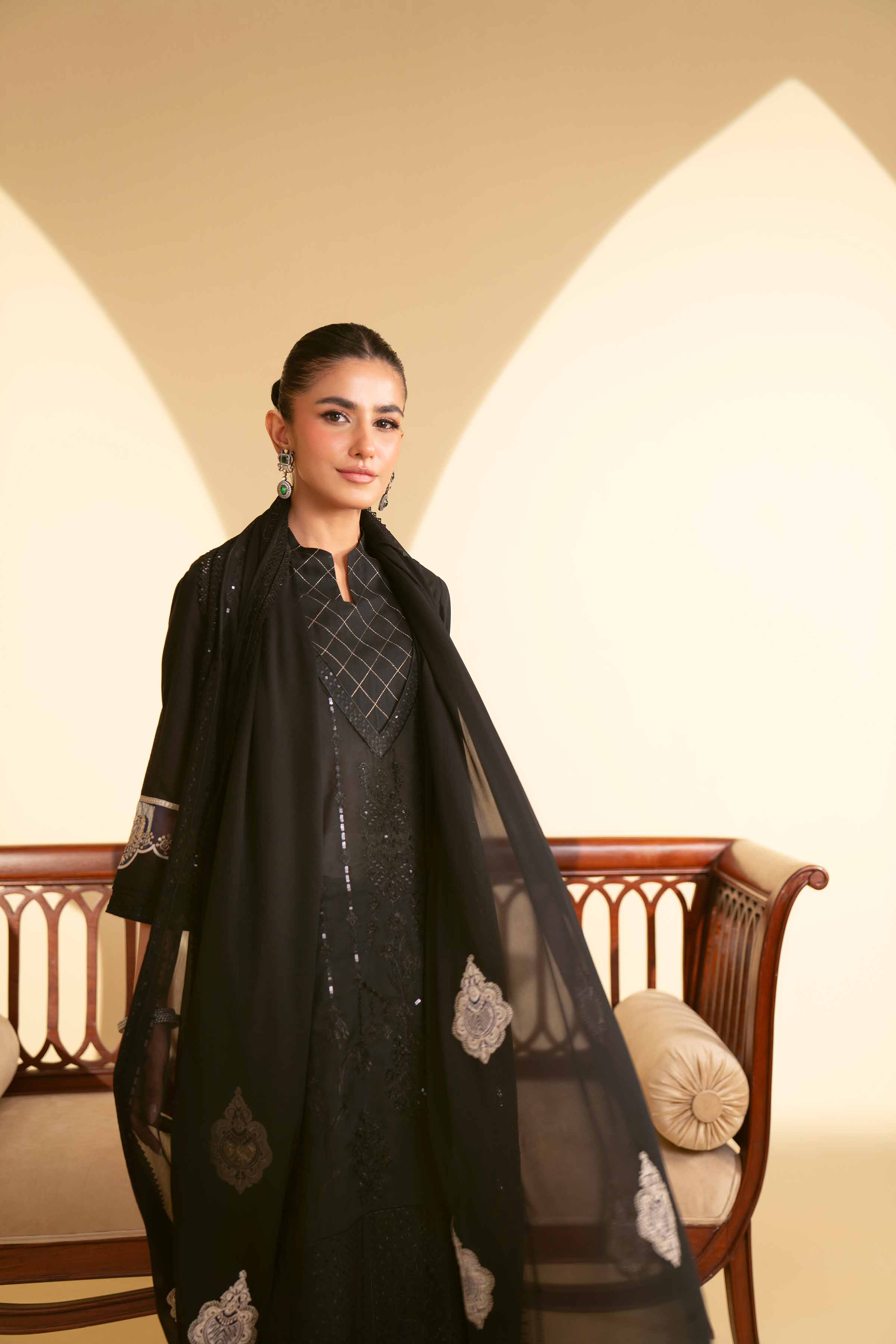 3 Piece - Embroidered Suit - 42519425