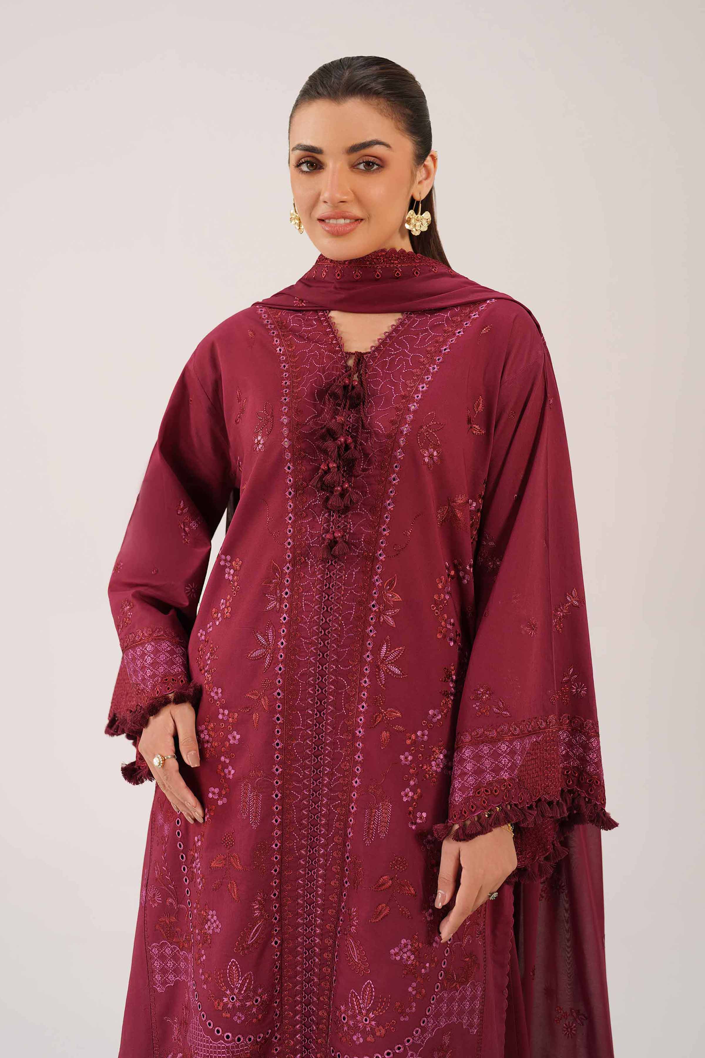 3 Piece - Embroidered Suit - 42601298