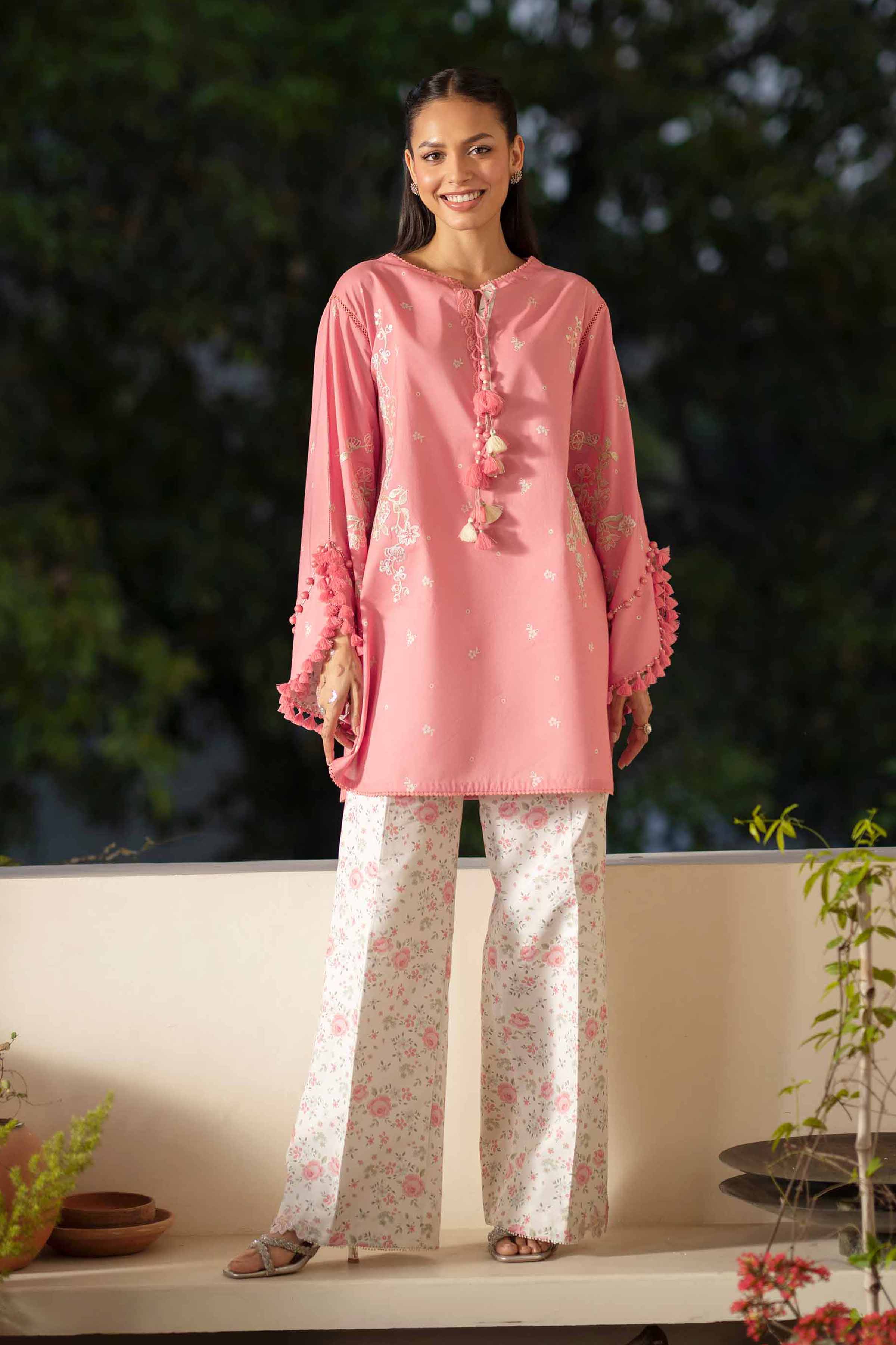 2 Piece - Printed Embroidered Suit - 42601668