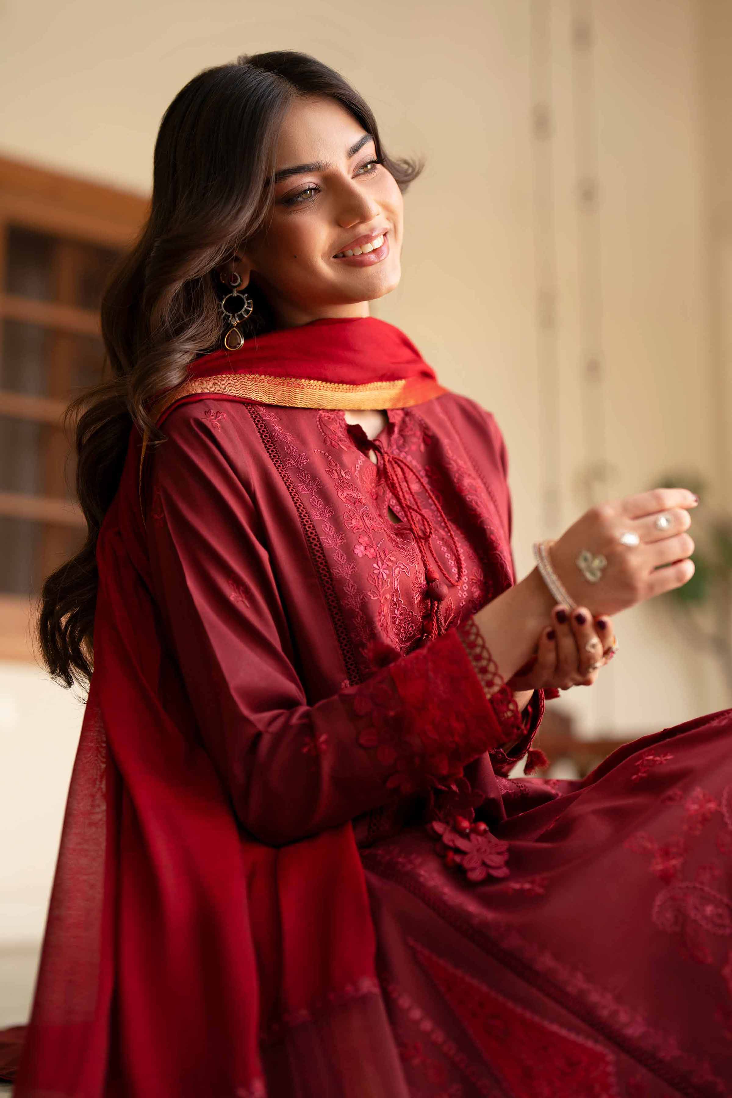 3 Piece - Embroidered Suit - 42601687