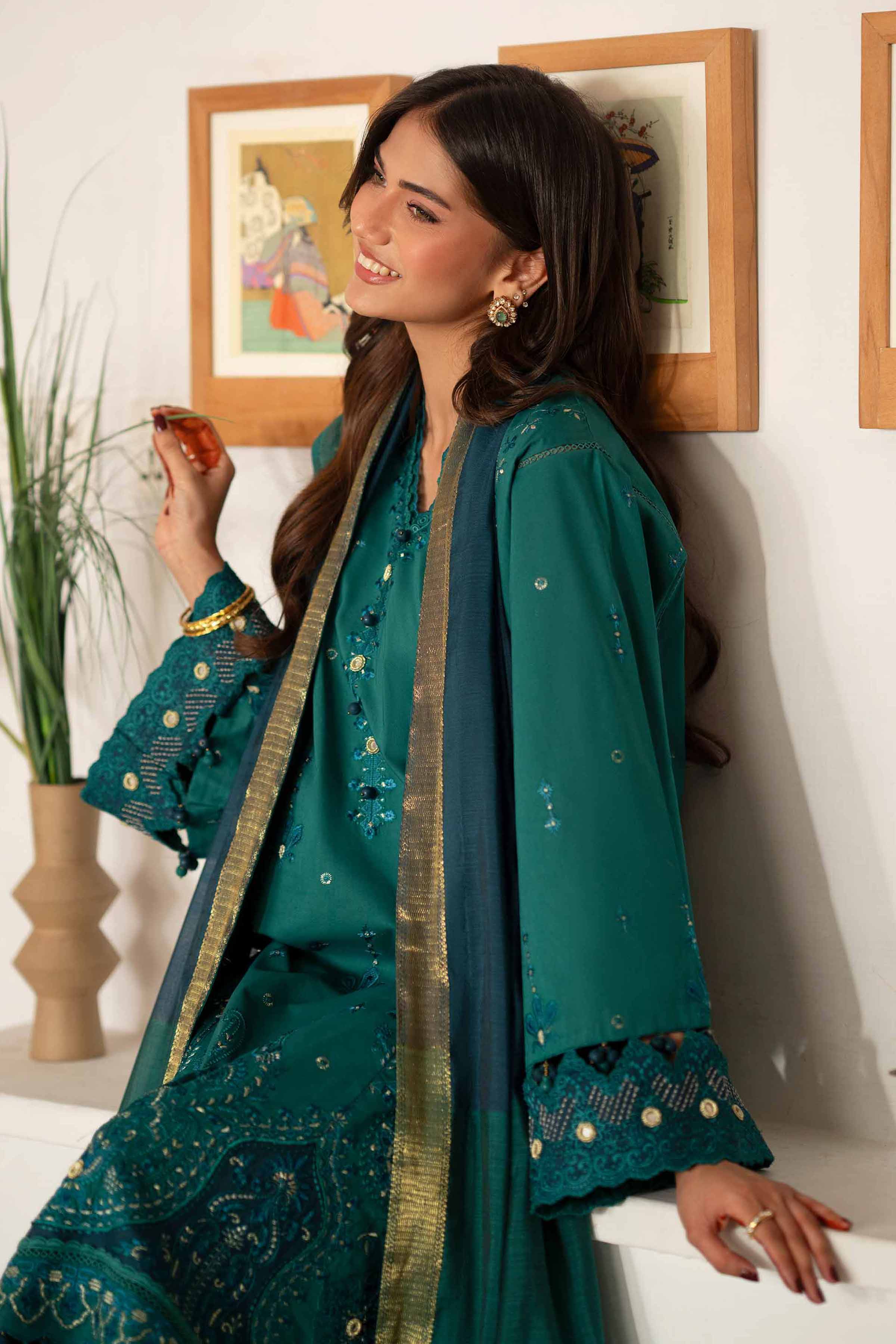 3 Piece - Embroidered Suit - 42601689