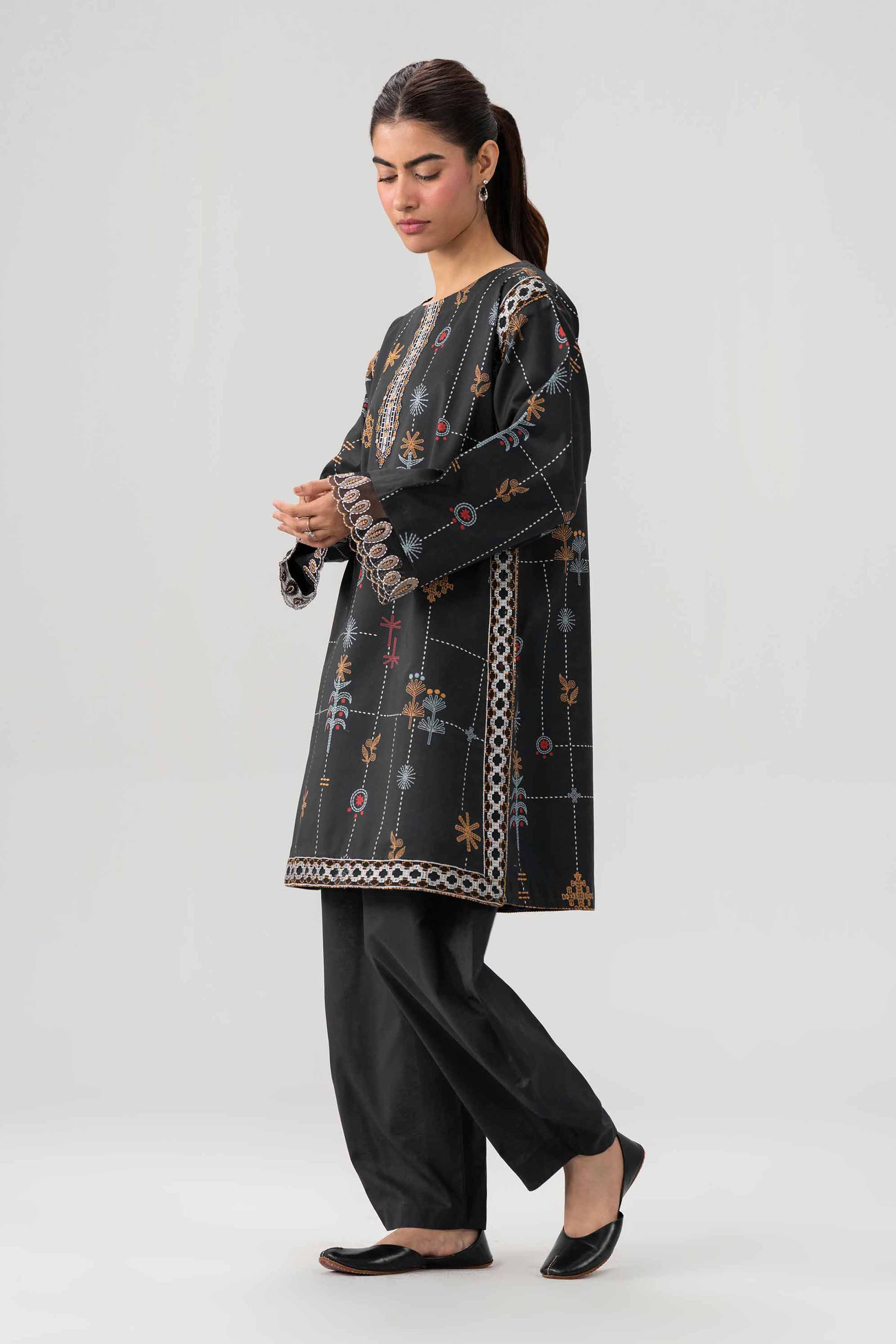2 Piece - Printed Embroidered Suit - 42602058