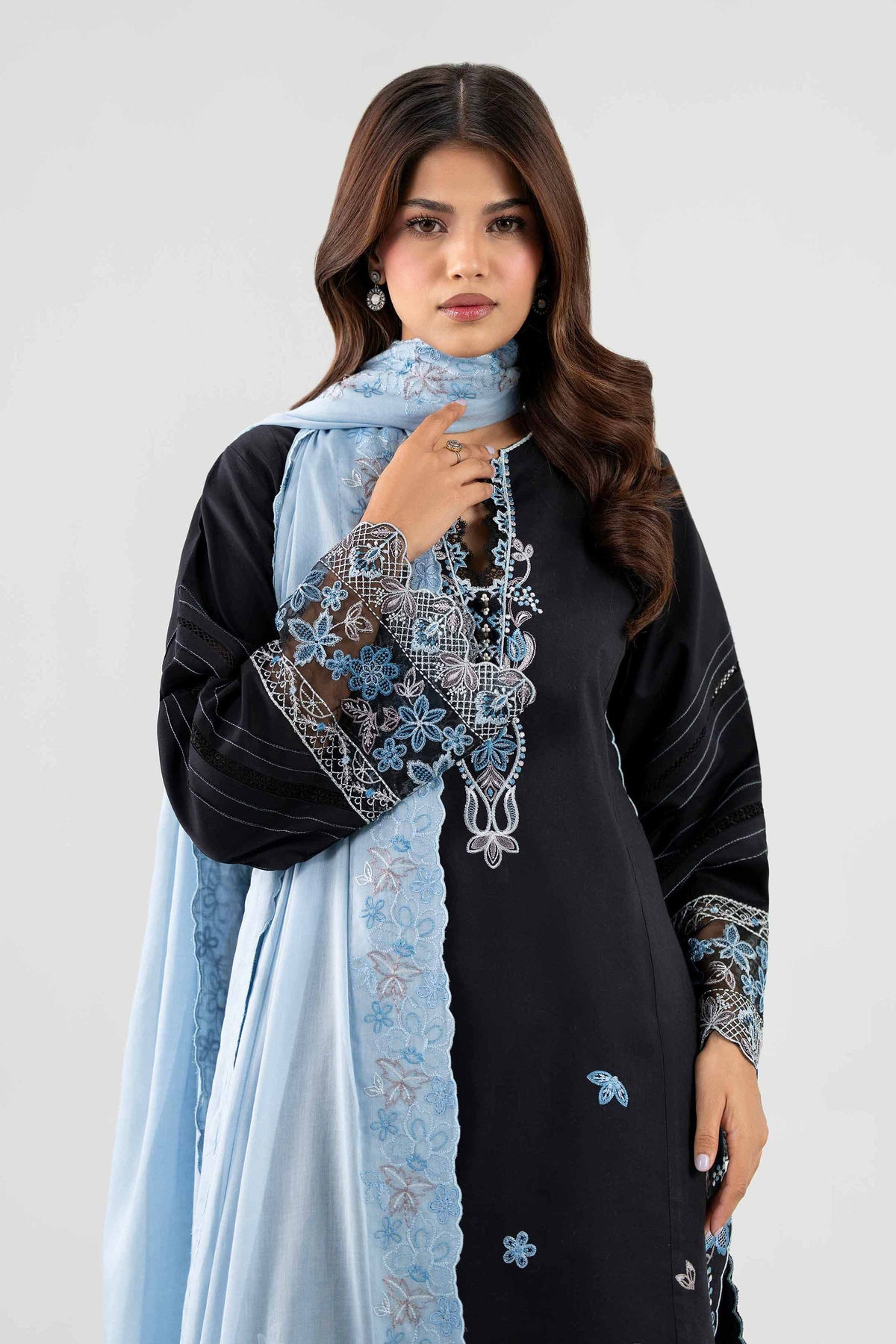 3 Piece - Embroidered Suit - 42602255