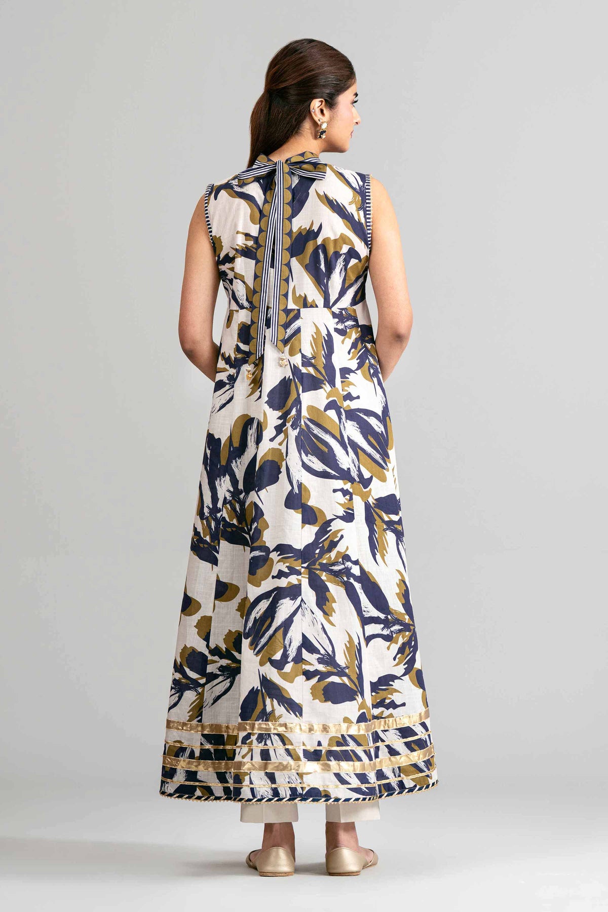 Maria B