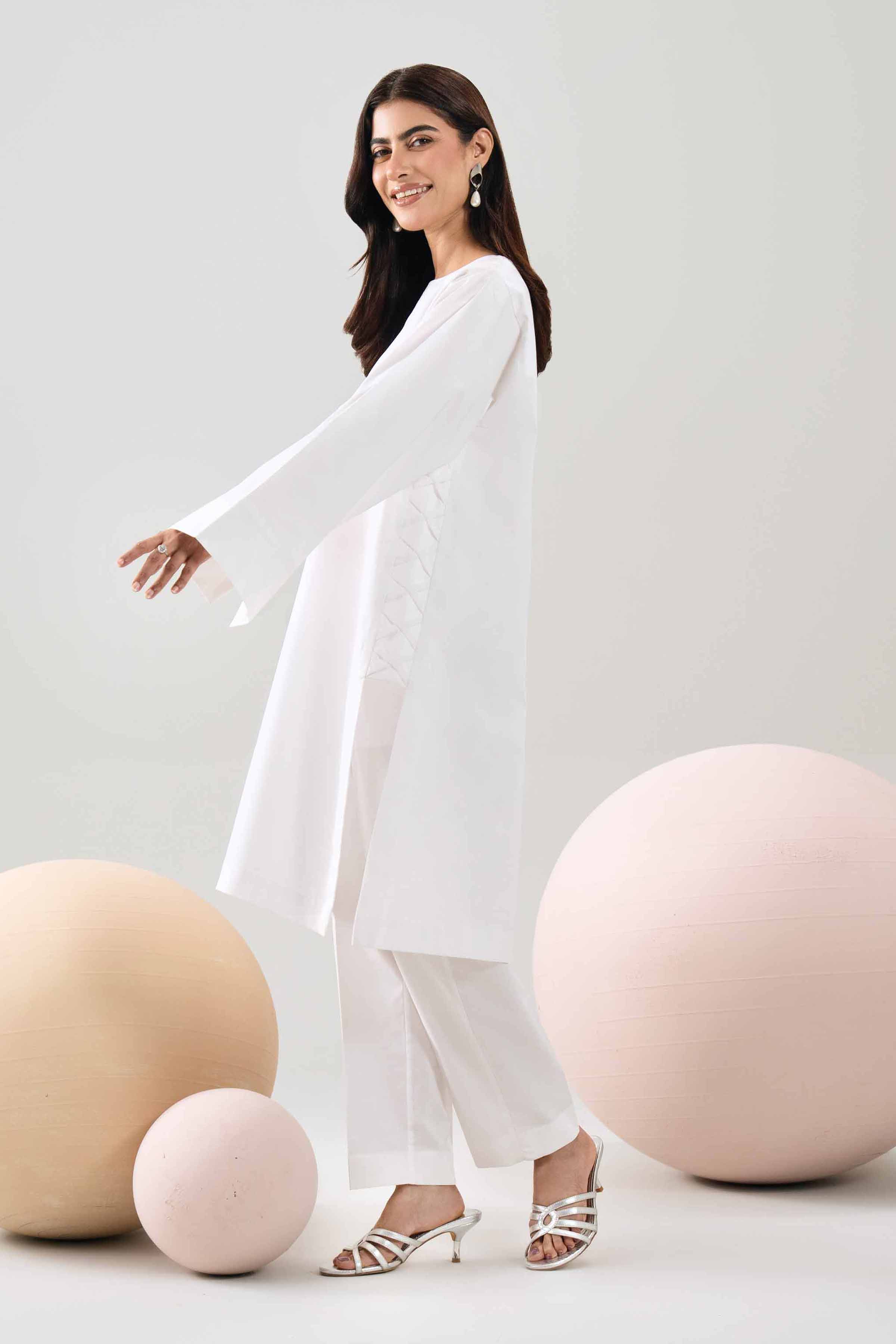 1 Piece - Dyed Loose Fabric - 42602325