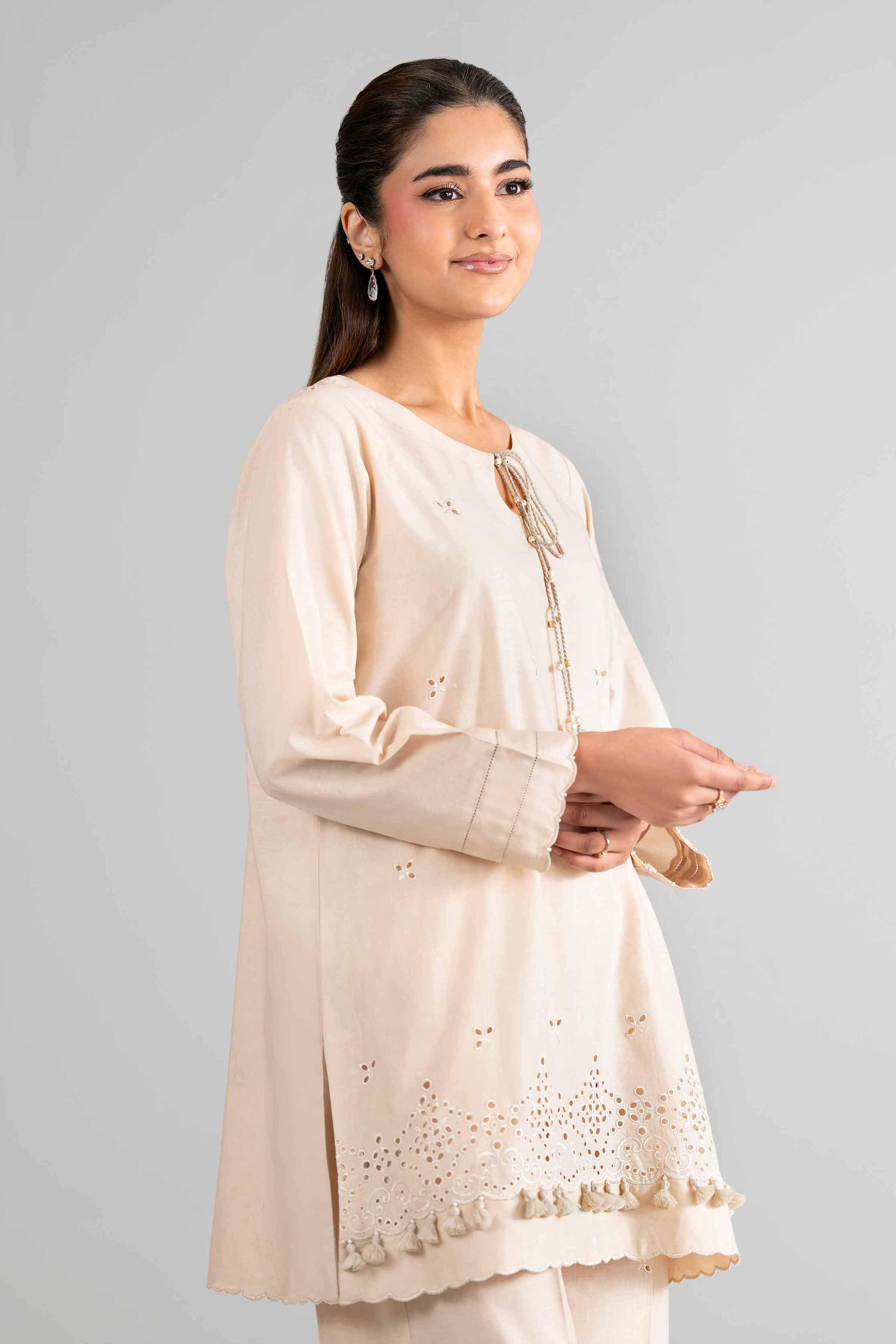 1 Piece - Dyed Embroidered Loose Fabric - 42602504