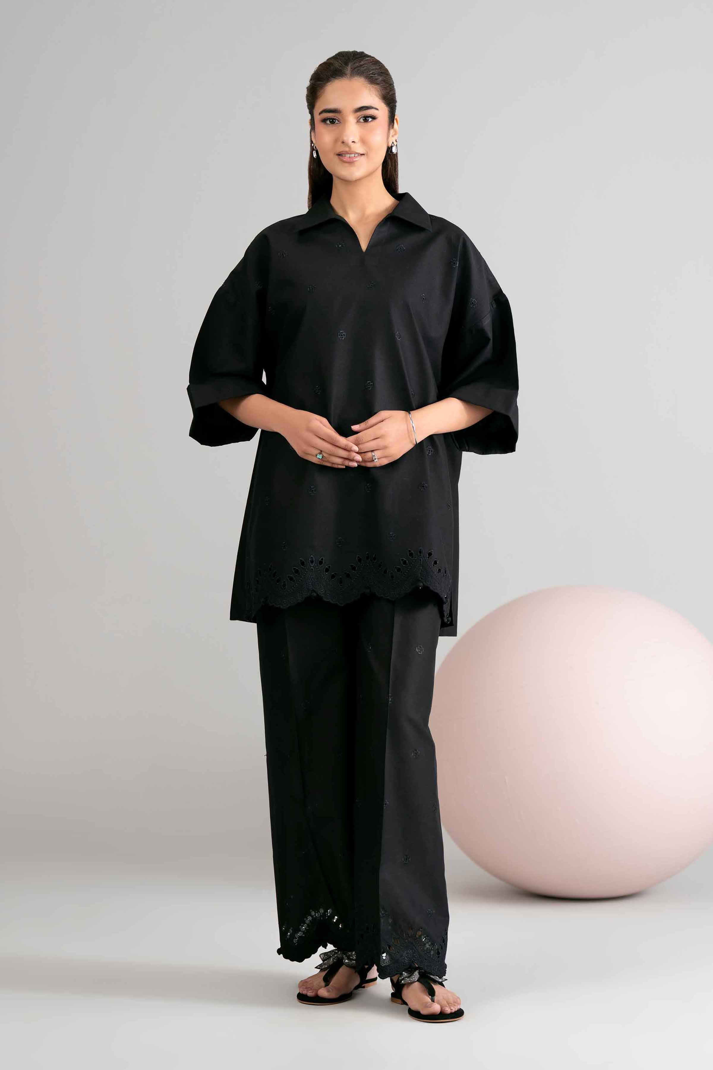 1 Piece - Dyed Embroidered Loose Fabric - 42602508