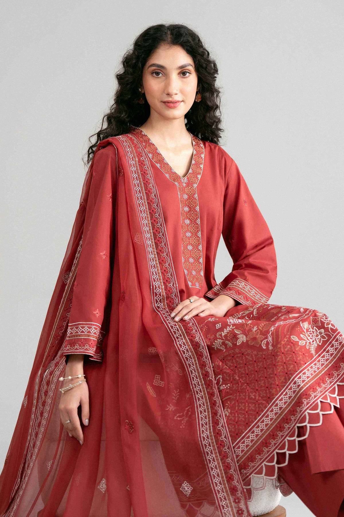 3 Piece - Embroidered Suit - 42619539