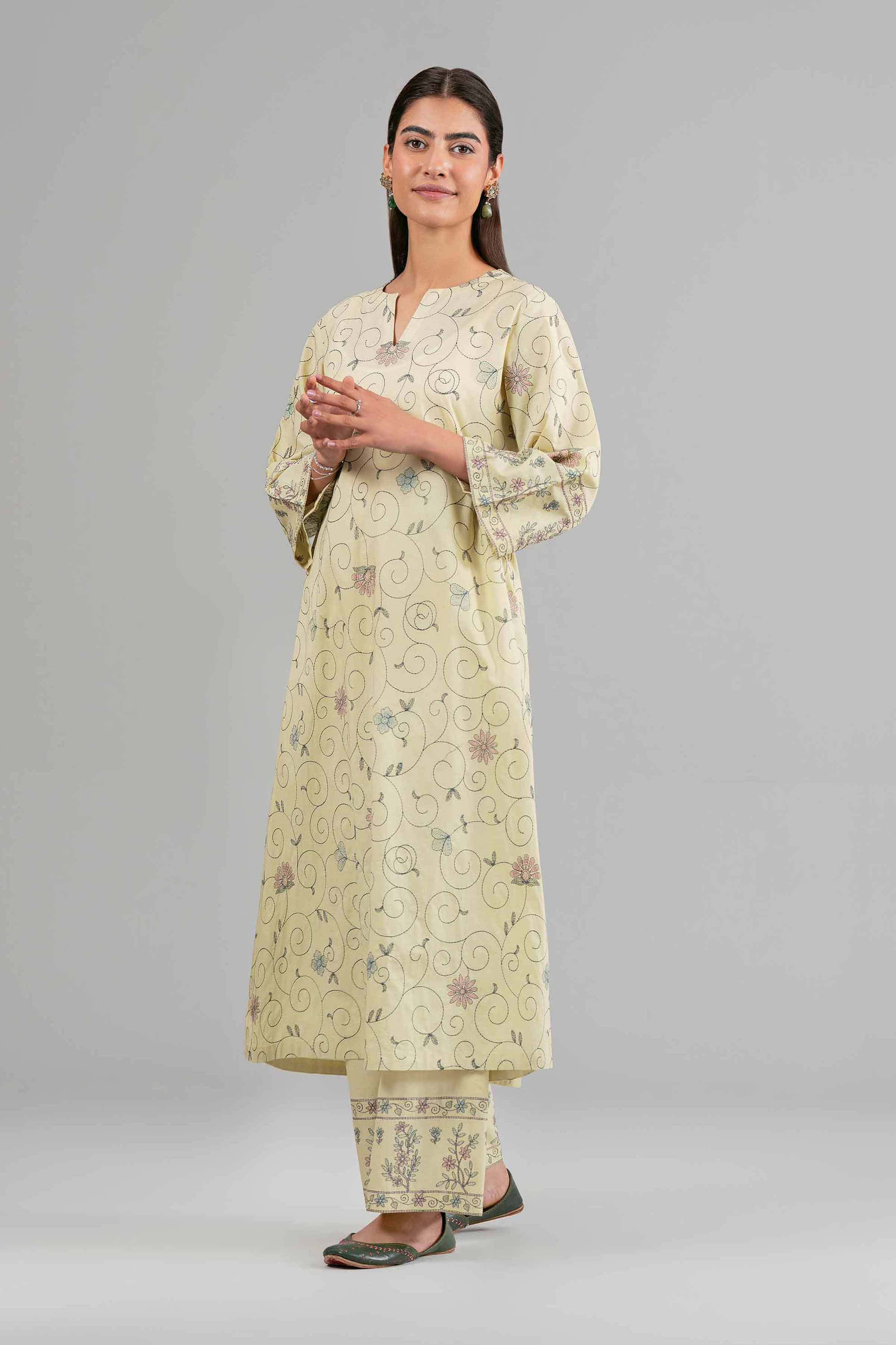 2 Piece - Embroidered Suit - 42619932