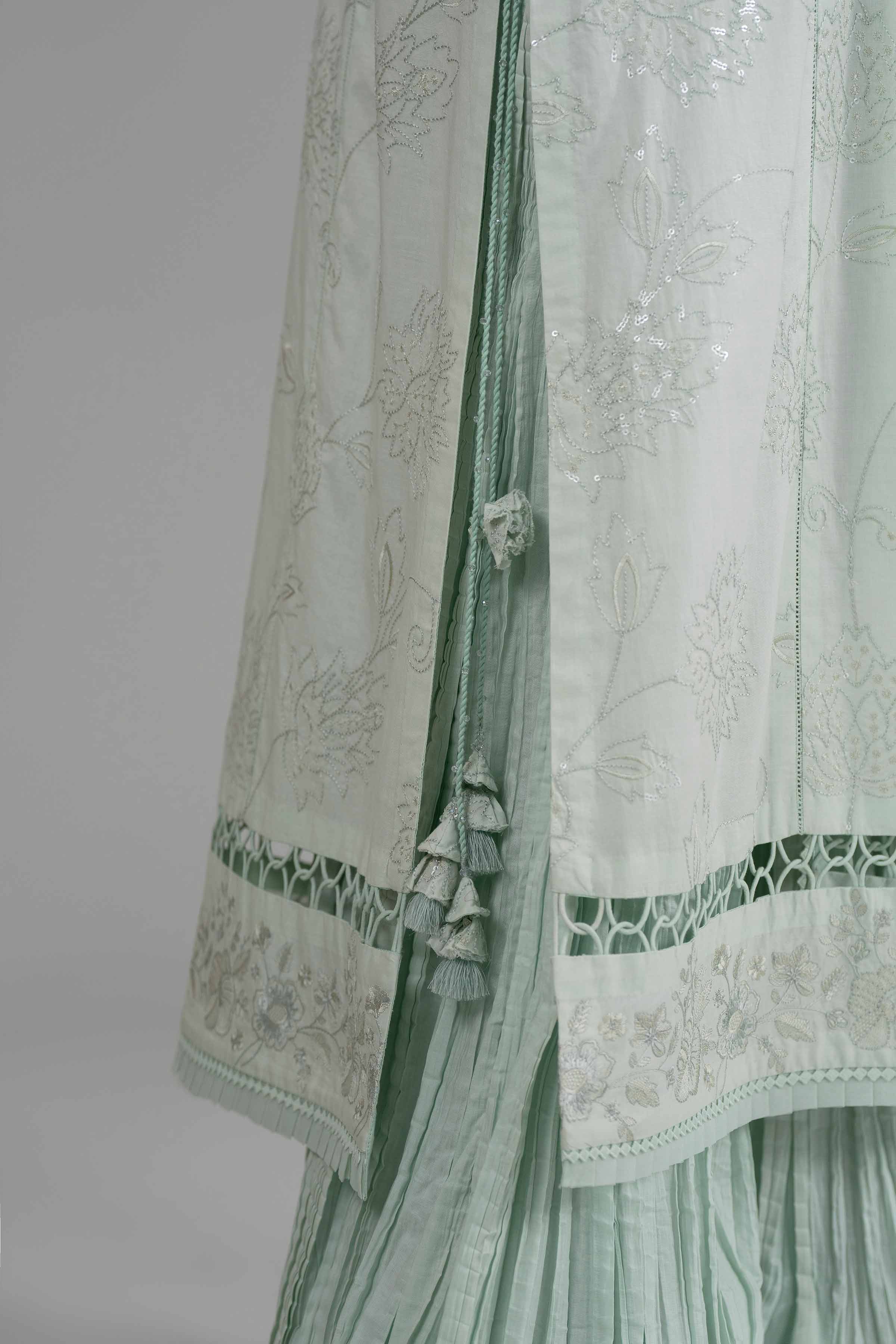 2 Piece - Embroidered Suit - 42619934