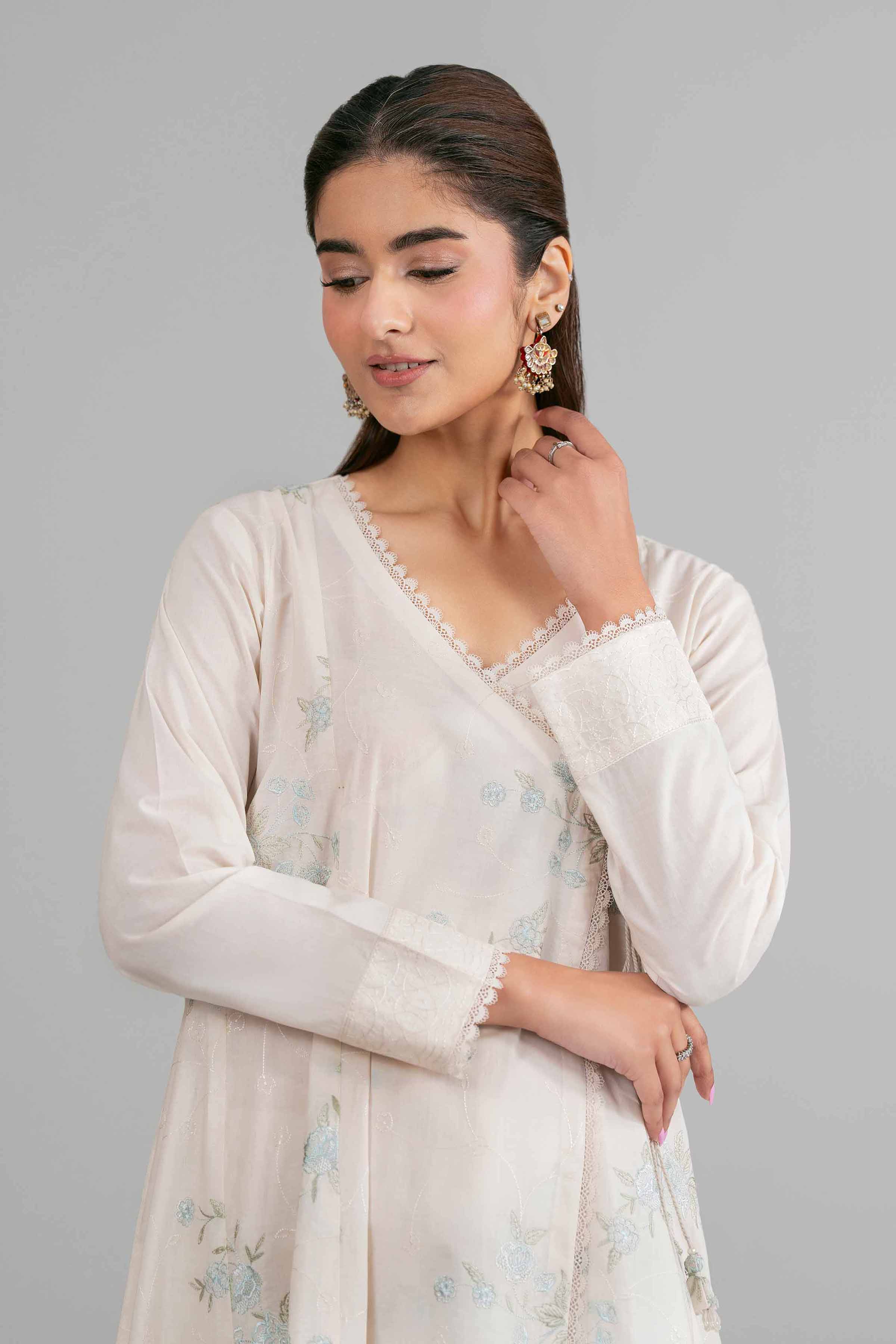 2 Piece - Embroidered Suit - 42619936