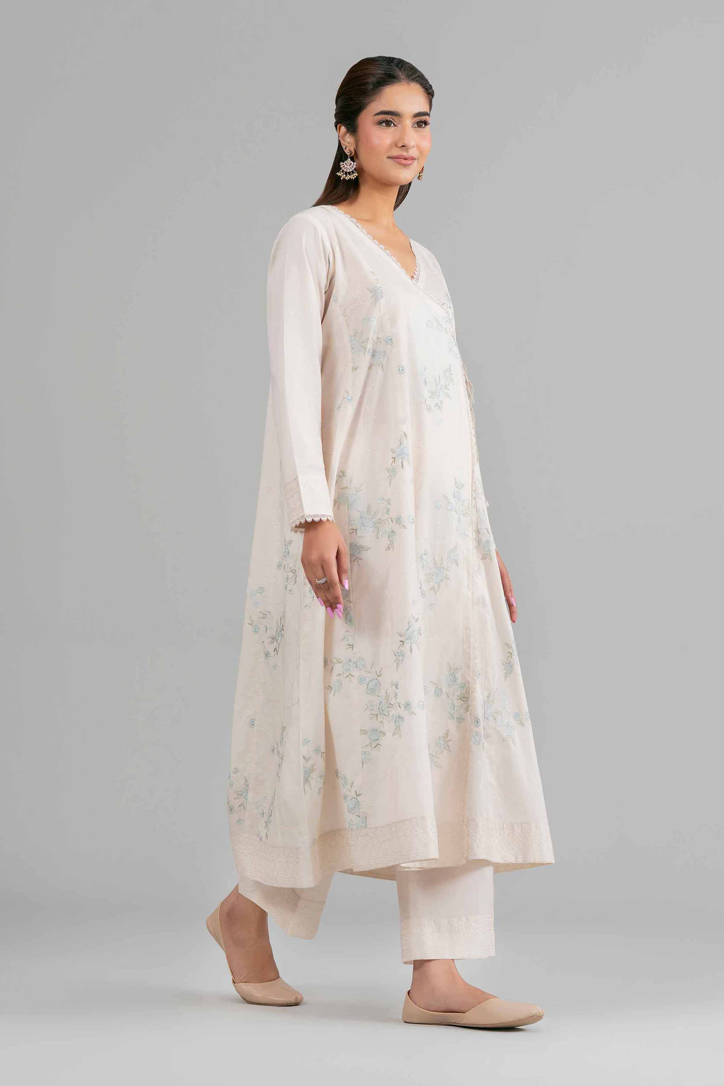 2 Piece - Embroidered Suit - 42619936