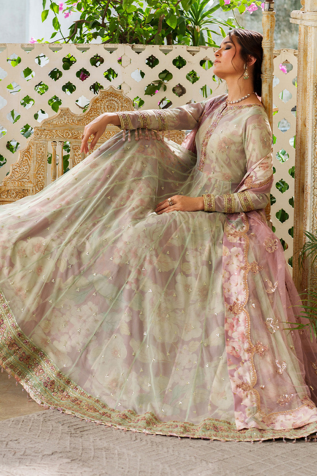 UE-542 Printed Formals