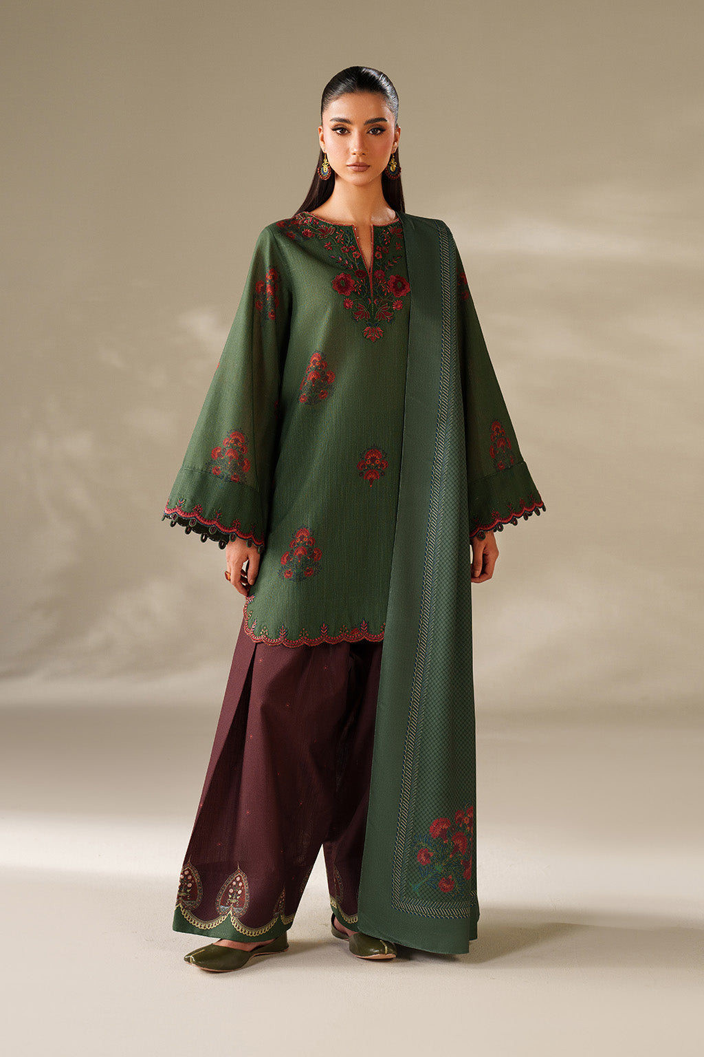 UE-561 Printed Khaddar