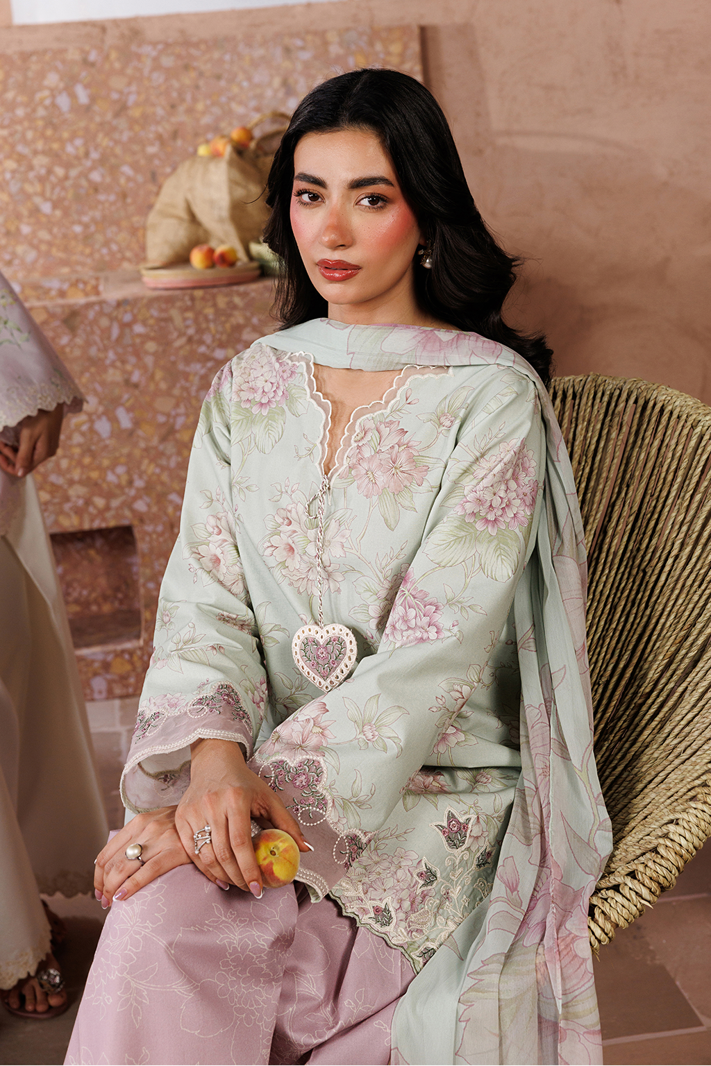 UE-714 Printed Lawn