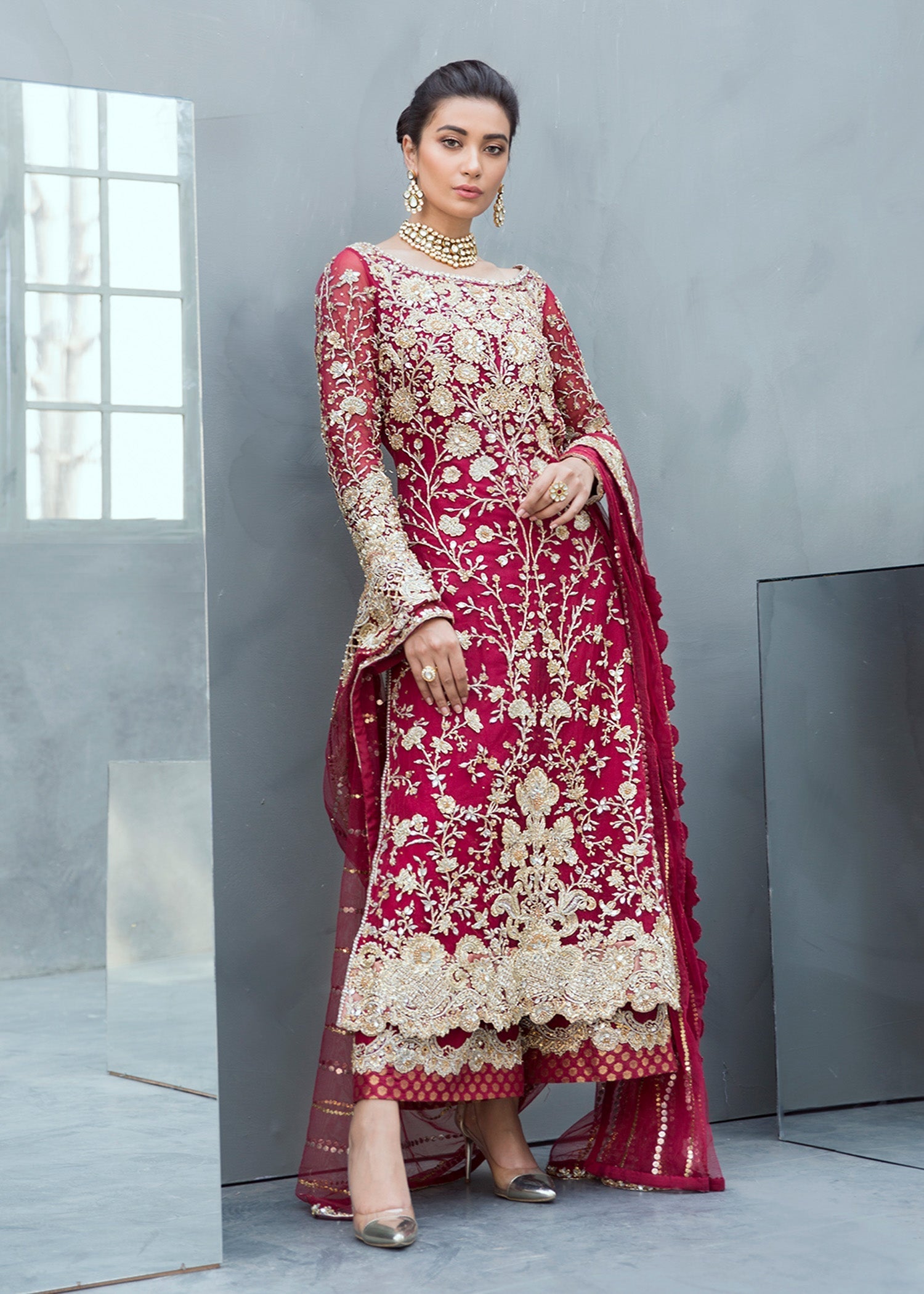 sadaf-fawad-khan-pool-43816090