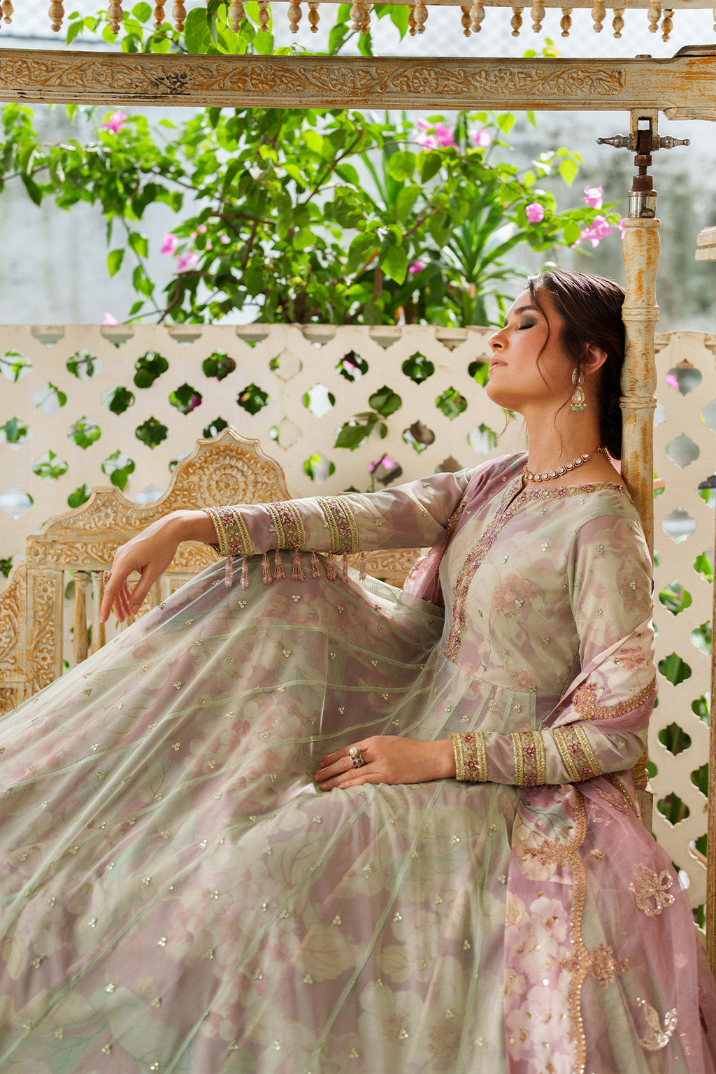 UE-542 Printed Formals