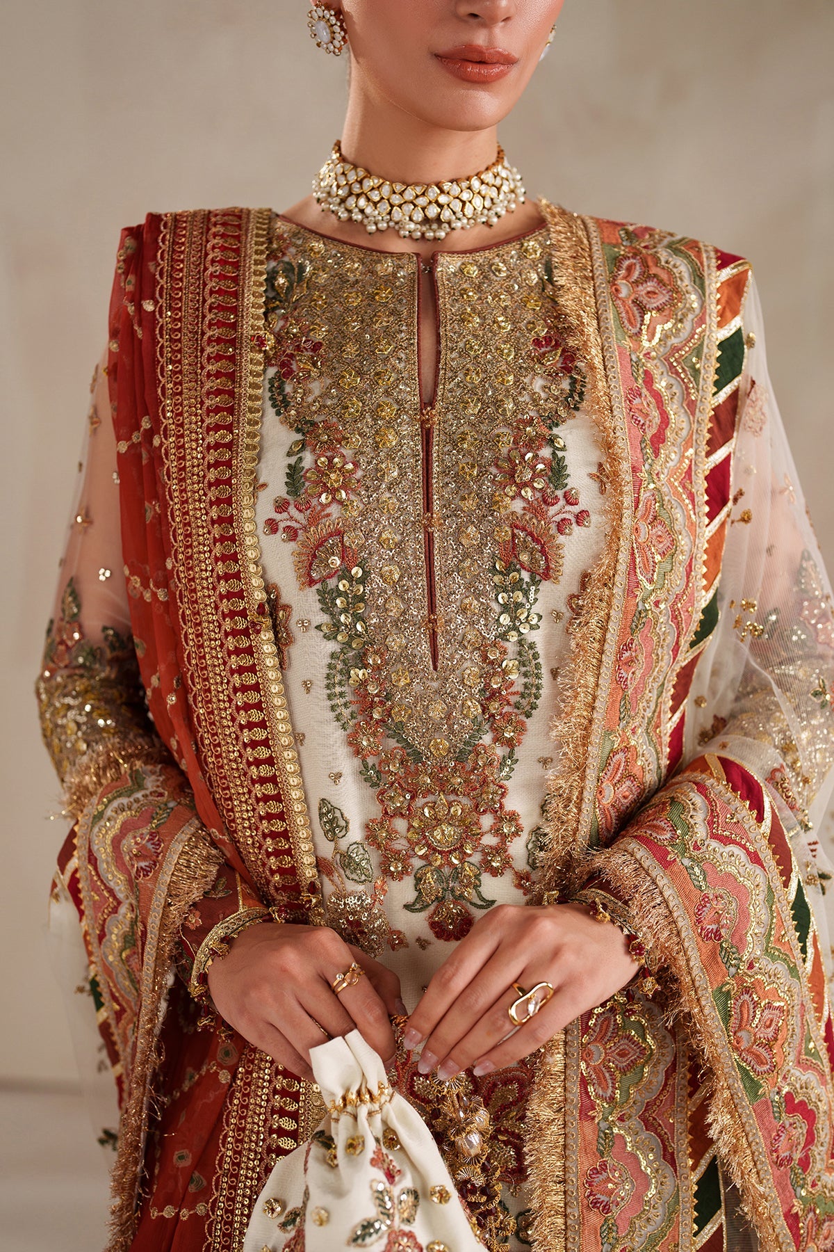EMBROIDERED NET UF-4368