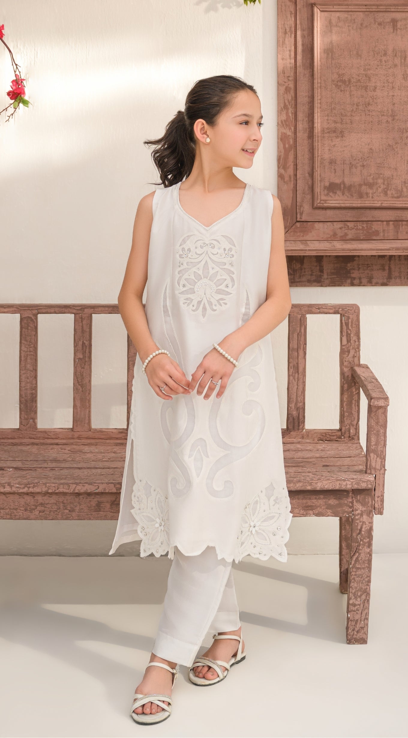https://cdn.shopify.com/s/files/1/0654/4313/5706/files/45_158f3f13-bf76-4c23-8de9-9a2b247ede88.jpg?v=1769260158