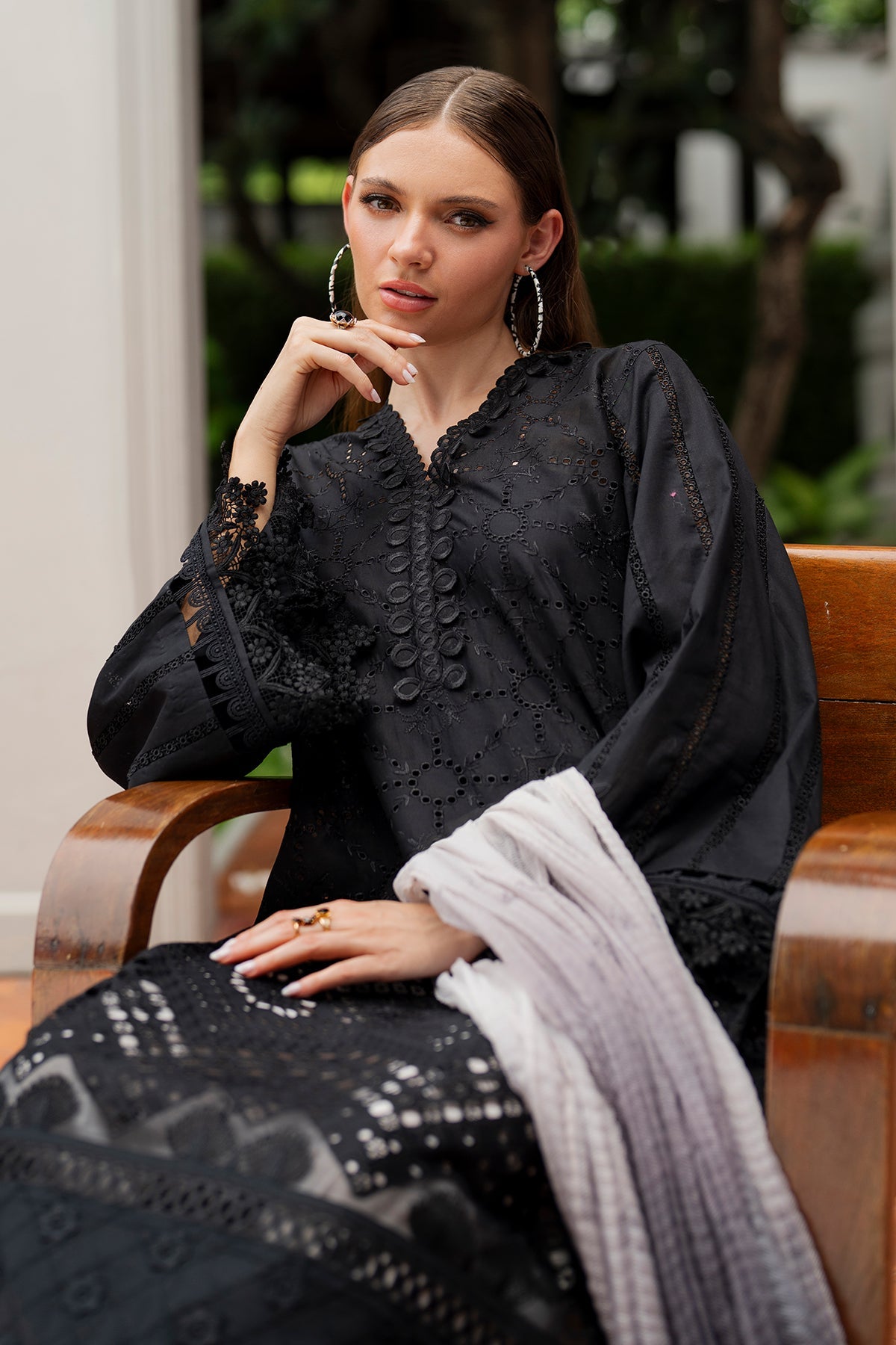 EMBROIDERED LAWN UF-4194