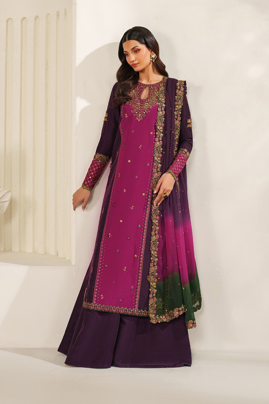 UE-611 Embroidered Ramen Silk