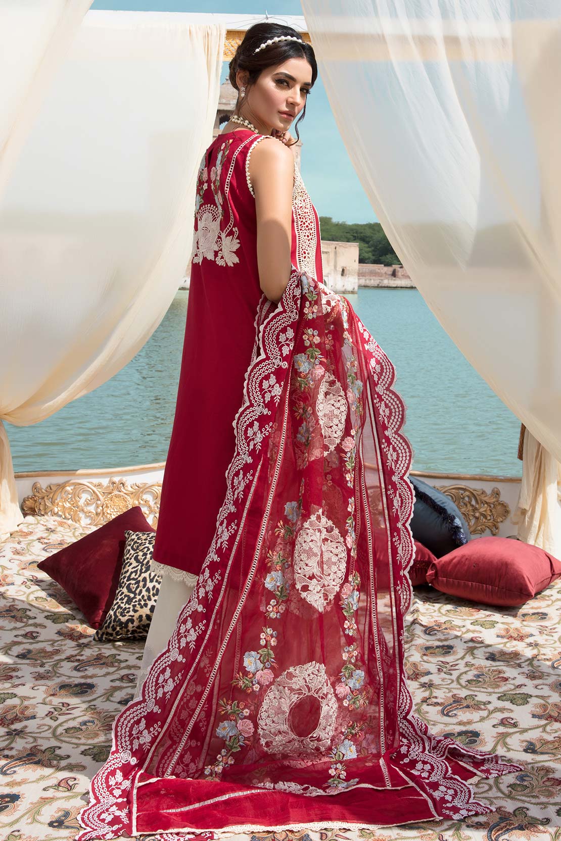 https://cdn.shopify.com/s/files/1/0634/9714/2487/products/48-00d5f26-crimson.jpg?v=1649067183