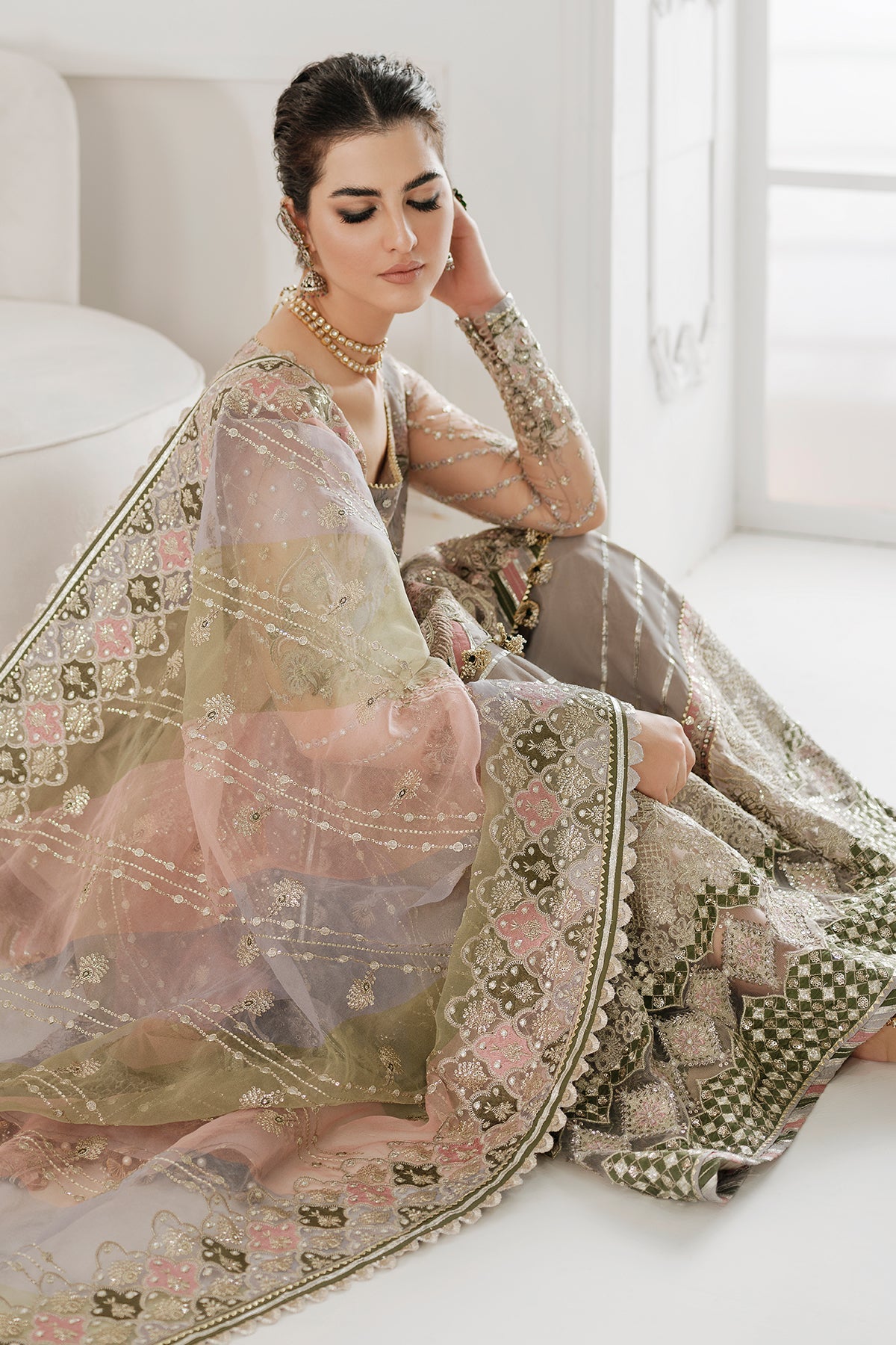 EMBROIDERED NET CH10-08 STITCHED