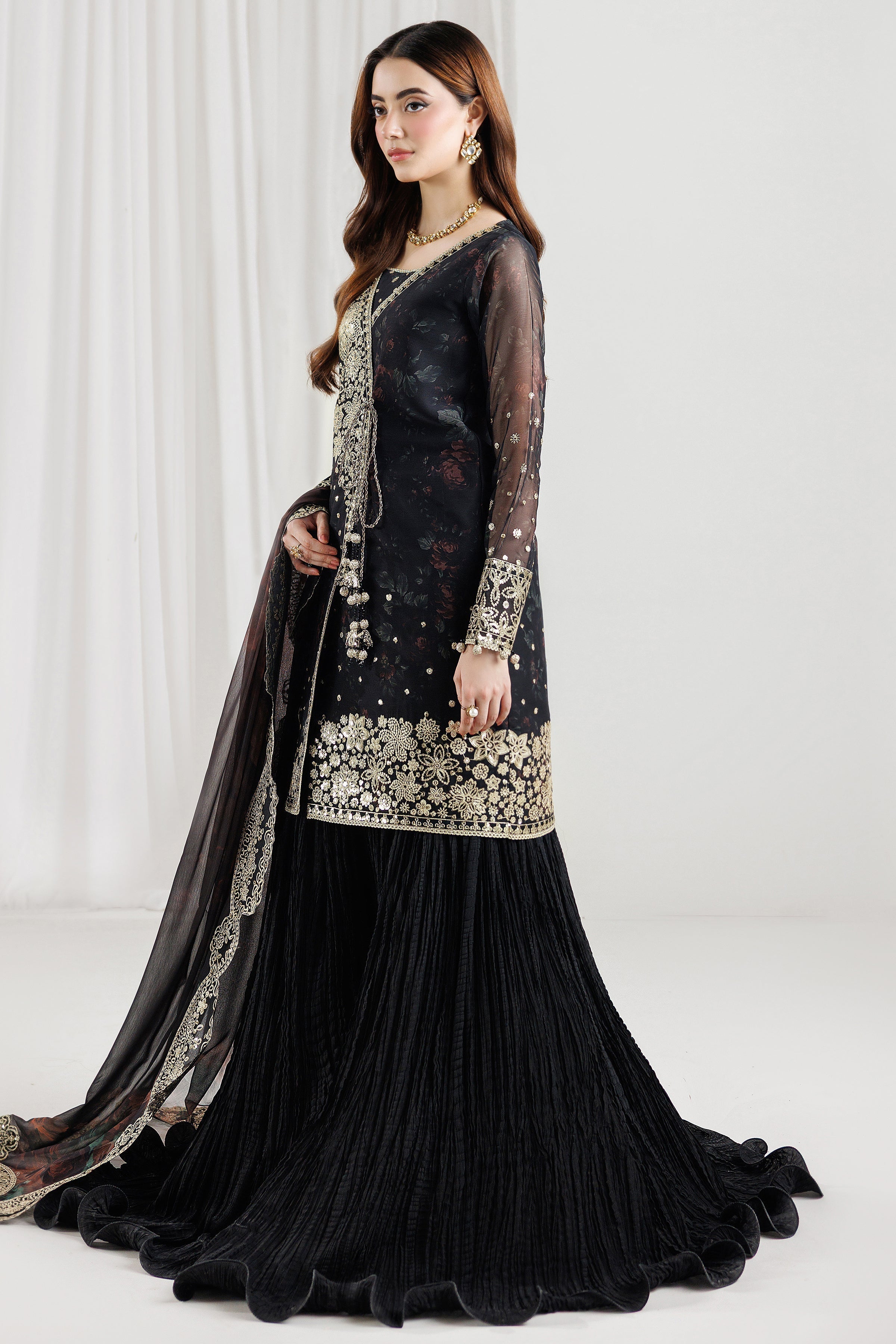 Farasha – Raven Noir Style