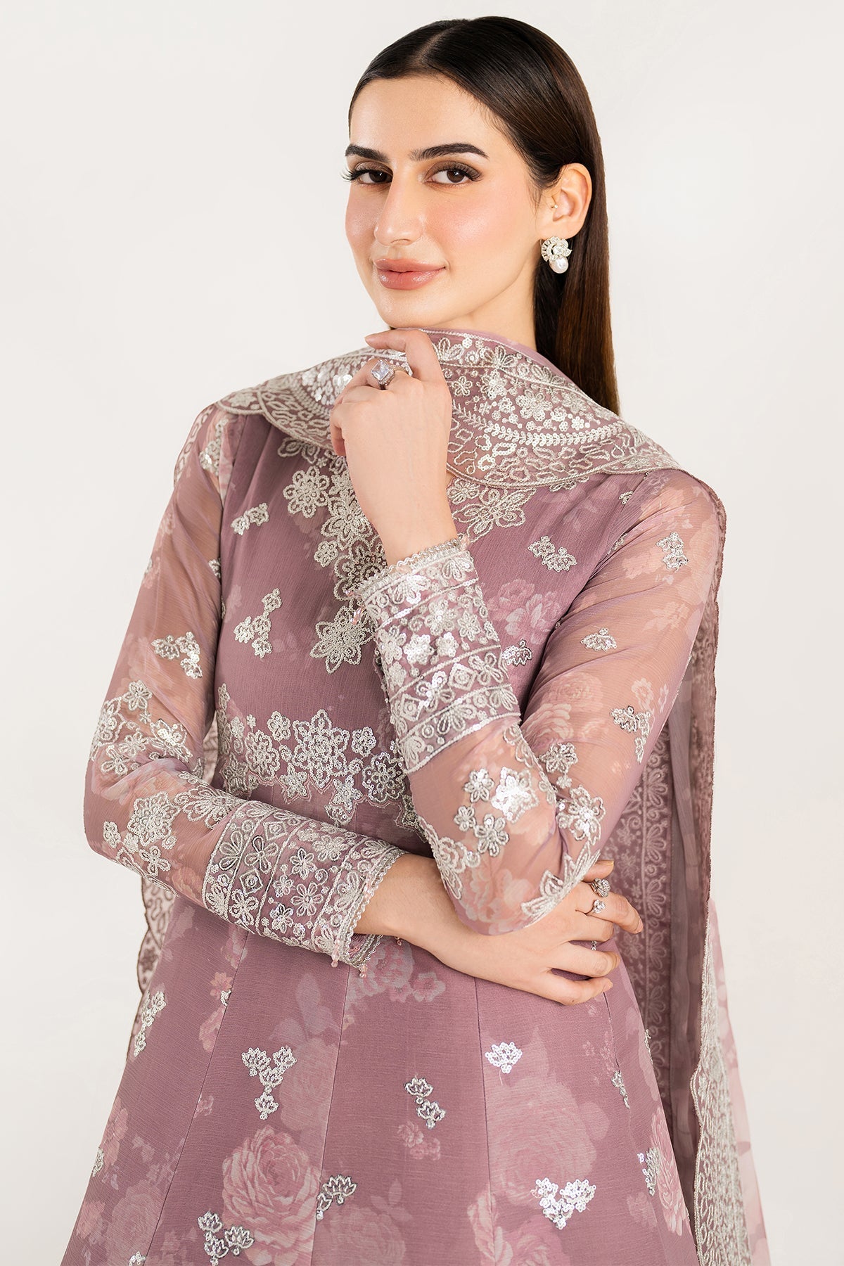 Farasha – Rosy Spark Style