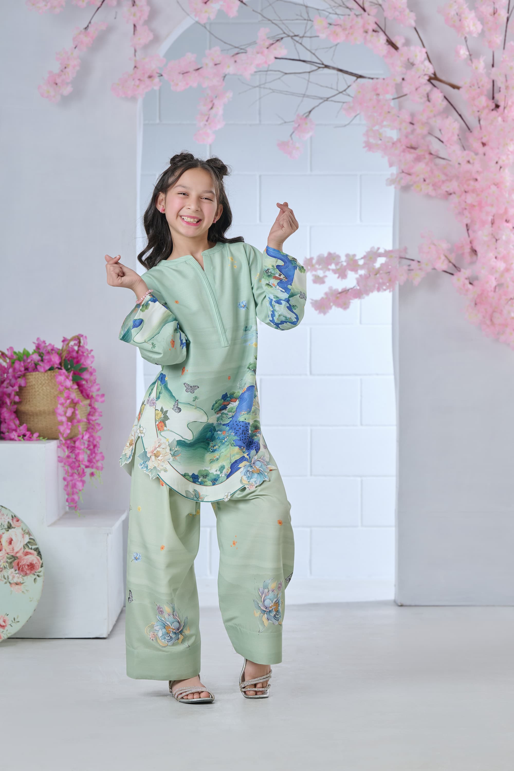 Mini Oriental Escape 2-Piece